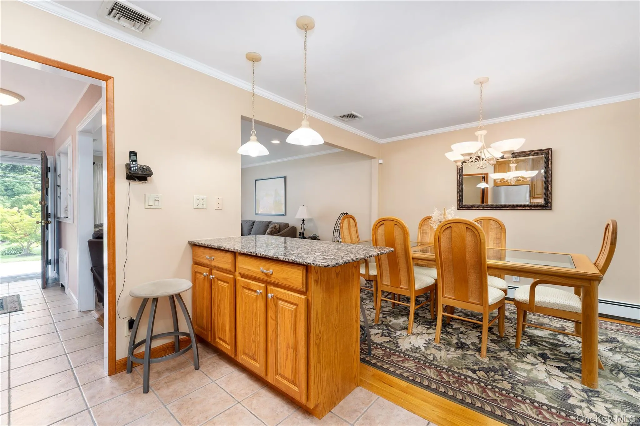 Granite countertop with seating Granite countertop with seating