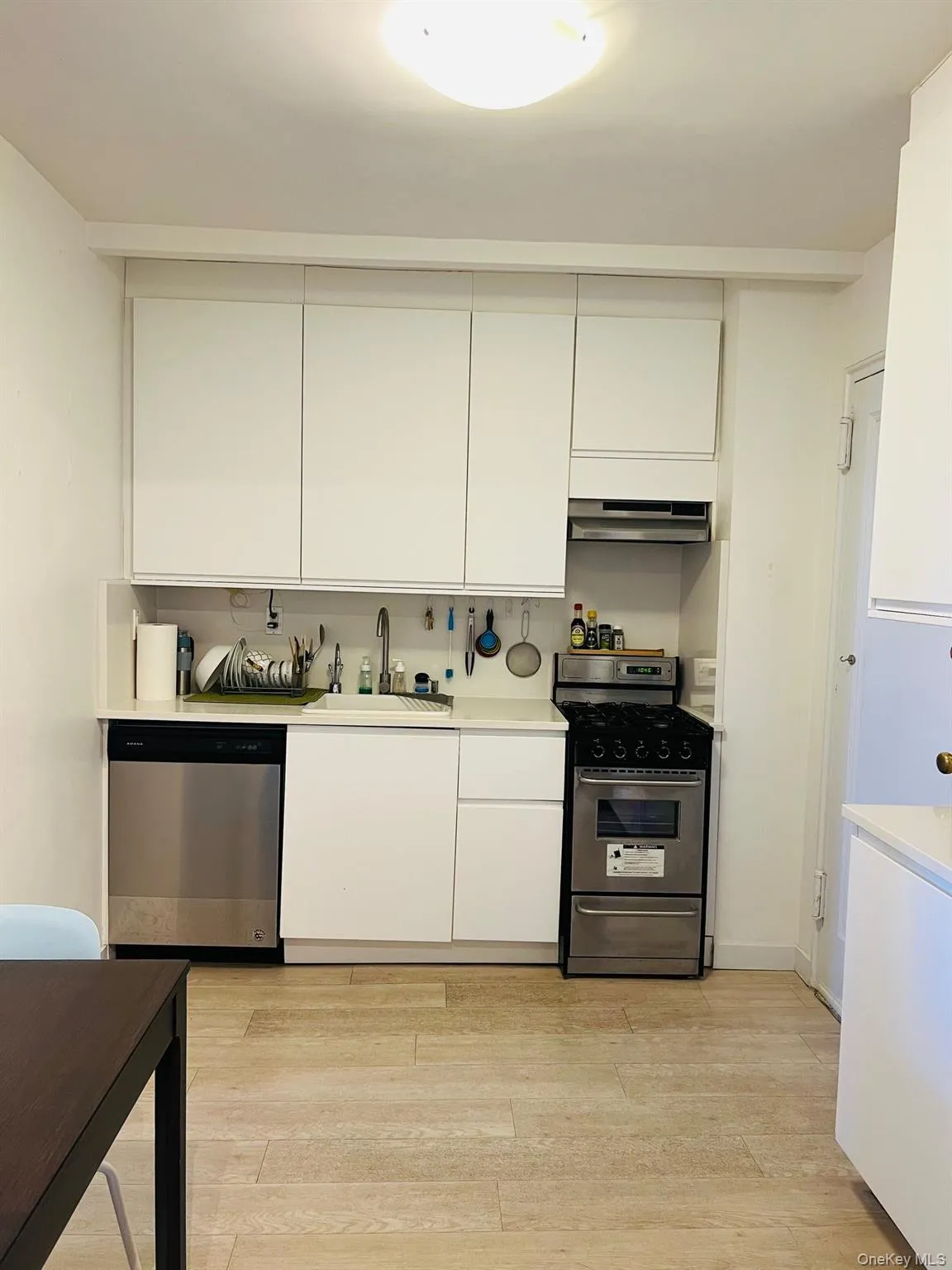 110-20 71st Ave, New York, NY, 1 Bedroom Bedrooms, 3 Rooms Rooms,1 BathroomBathrooms,Residential,For Rent,71st Ave,0,1032553 110-20 71st Ave, New York, NY, 1 Bedroom Bedrooms, 3 Rooms Rooms,1 BathroomBathrooms,Residential,For Rent,71st Ave,0,1032553