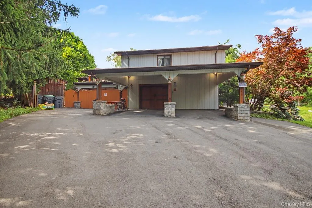 14 Longview Lane, Middletown, NY, 5 Bedrooms Bedrooms, 14 Rooms Rooms,5 BathroomsBathrooms,Residential,For Rent,Longview,0,1032557 14 Longview Lane, Middletown, NY, 5 Bedrooms Bedrooms, 14 Rooms Rooms,5 BathroomsBathrooms,Residential,For Rent,Longview,0,1032557