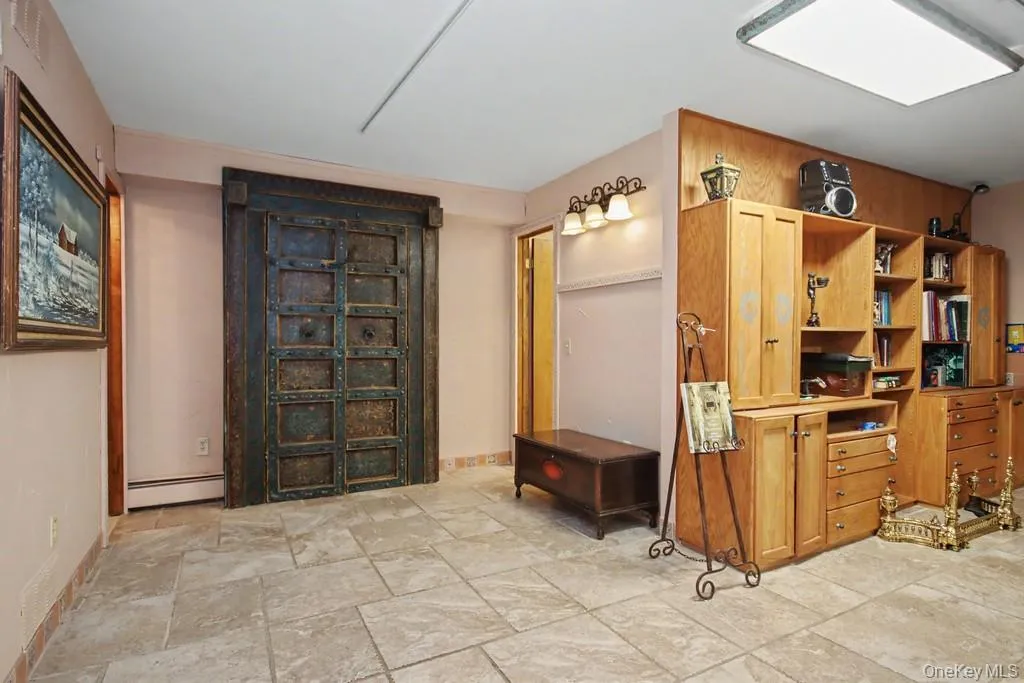 14 Longview Lane, Middletown, NY, 5 Bedrooms Bedrooms, 14 Rooms Rooms,5 BathroomsBathrooms,Residential,For Rent,Longview,0,1032557 14 Longview Lane, Middletown, NY, 5 Bedrooms Bedrooms, 14 Rooms Rooms,5 BathroomsBathrooms,Residential,For Rent,Longview,0,1032557