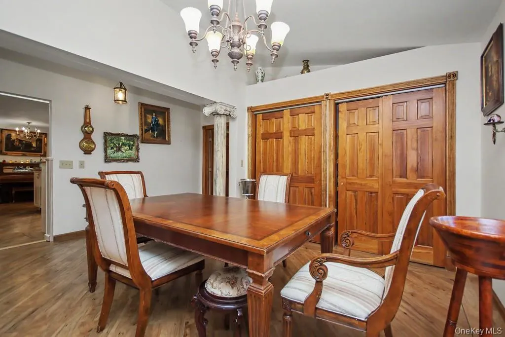 14 Longview Lane, Middletown, NY, 5 Bedrooms Bedrooms, 14 Rooms Rooms,5 BathroomsBathrooms,Residential,For Rent,Longview,0,1032557 14 Longview Lane, Middletown, NY, 5 Bedrooms Bedrooms, 14 Rooms Rooms,5 BathroomsBathrooms,Residential,For Rent,Longview,0,1032557