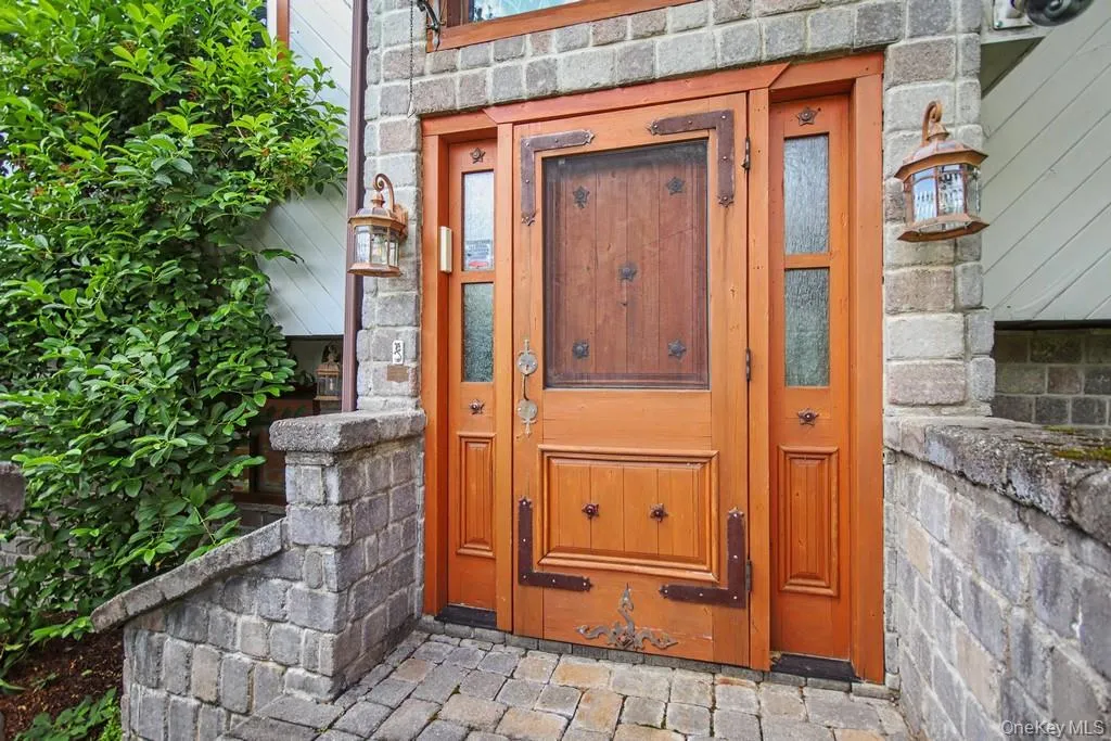 14 Longview Lane, Middletown, NY, 5 Bedrooms Bedrooms, 14 Rooms Rooms,5 BathroomsBathrooms,Residential,For Rent,Longview,0,1032557 14 Longview Lane, Middletown, NY, 5 Bedrooms Bedrooms, 14 Rooms Rooms,5 BathroomsBathrooms,Residential,For Rent,Longview,0,1032557