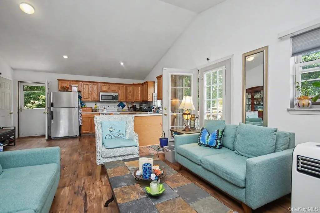 416 Rock Hill Drive, Thompson, NY, 3 Bedrooms Bedrooms, 7 Rooms Rooms,2 BathroomsBathrooms,Residential,For Rent,Rock Hill,0,1032559 416 Rock Hill Drive, Thompson, NY, 3 Bedrooms Bedrooms, 7 Rooms Rooms,2 BathroomsBathrooms,Residential,For Rent,Rock Hill,0,1032559