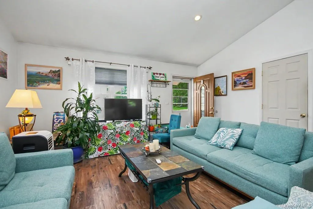 416 Rock Hill Drive, Thompson, NY, 3 Bedrooms Bedrooms, 7 Rooms Rooms,2 BathroomsBathrooms,Residential,For Rent,Rock Hill,0,1032559 416 Rock Hill Drive, Thompson, NY, 3 Bedrooms Bedrooms, 7 Rooms Rooms,2 BathroomsBathrooms,Residential,For Rent,Rock Hill,0,1032559