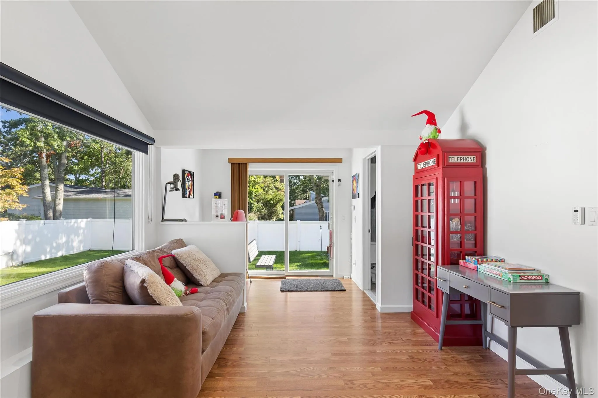 27 Atlantic Avenue, Southampton, NY, 2 Bedroom Bedrooms, 5 Room Rooms,1 BathroomBathrooms,Residential Lease,For Rent,Atlantic,0,1032565 27 Atlantic Avenue, Southampton, NY, 2 Bedroom Bedrooms, 5 Room Rooms,1 BathroomBathrooms,Residential Lease,For Rent,Atlantic,0,1032565