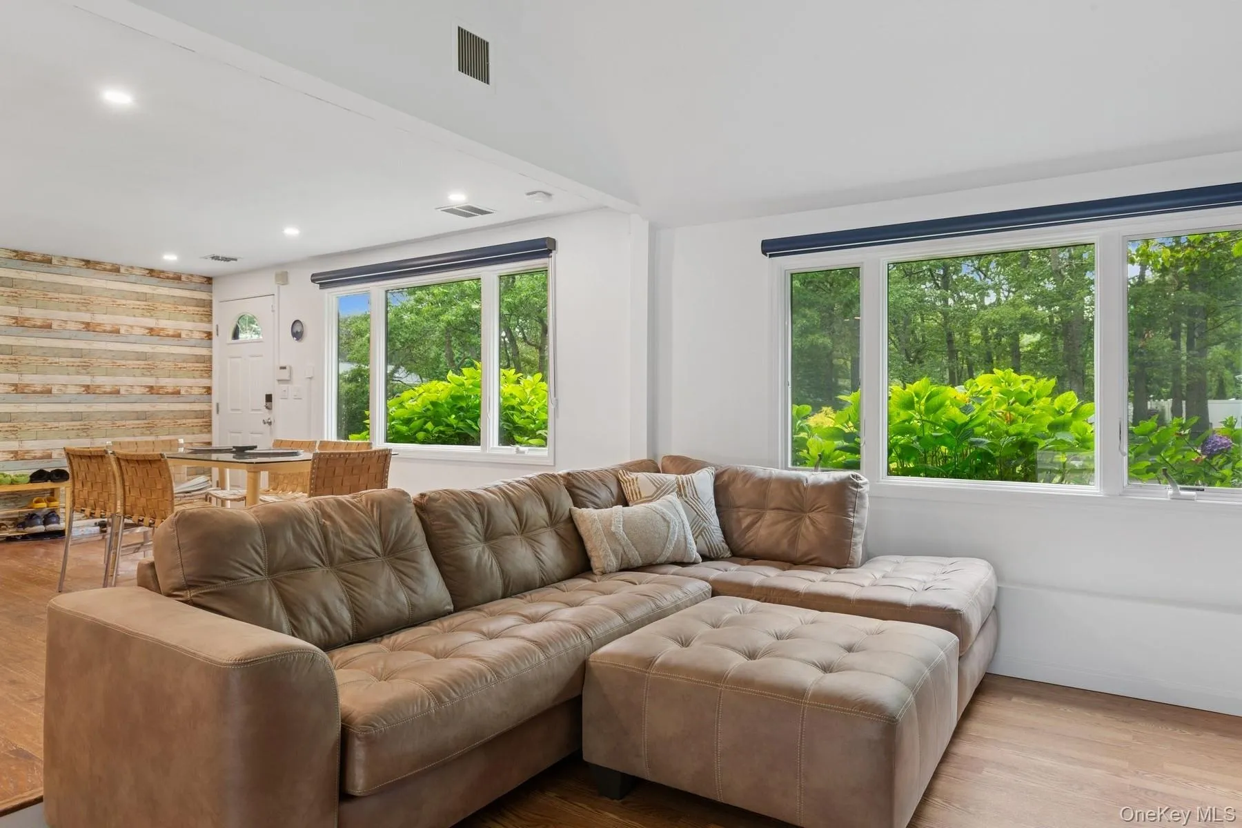 27 Atlantic Avenue, Southampton, NY, 2 Bedrooms Bedrooms, 5 Rooms Rooms,1 BathroomBathrooms,Residential Lease,For Rent,Atlantic,0,1032565 27 Atlantic Avenue, Southampton, NY, 2 Bedrooms Bedrooms, 5 Rooms Rooms,1 BathroomBathrooms,Residential Lease,For Rent,Atlantic,0,1032565
