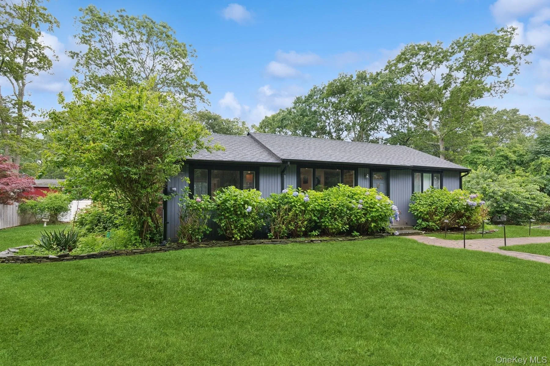 27 Atlantic Avenue, Southampton, NY, 2 Bedrooms Bedrooms, 5 Rooms Rooms,1 BathroomBathrooms,Residential Lease,For Rent,Atlantic,0,1032565 27 Atlantic Avenue, Southampton, NY, 2 Bedrooms Bedrooms, 5 Rooms Rooms,1 BathroomBathrooms,Residential Lease,For Rent,Atlantic,0,1032565