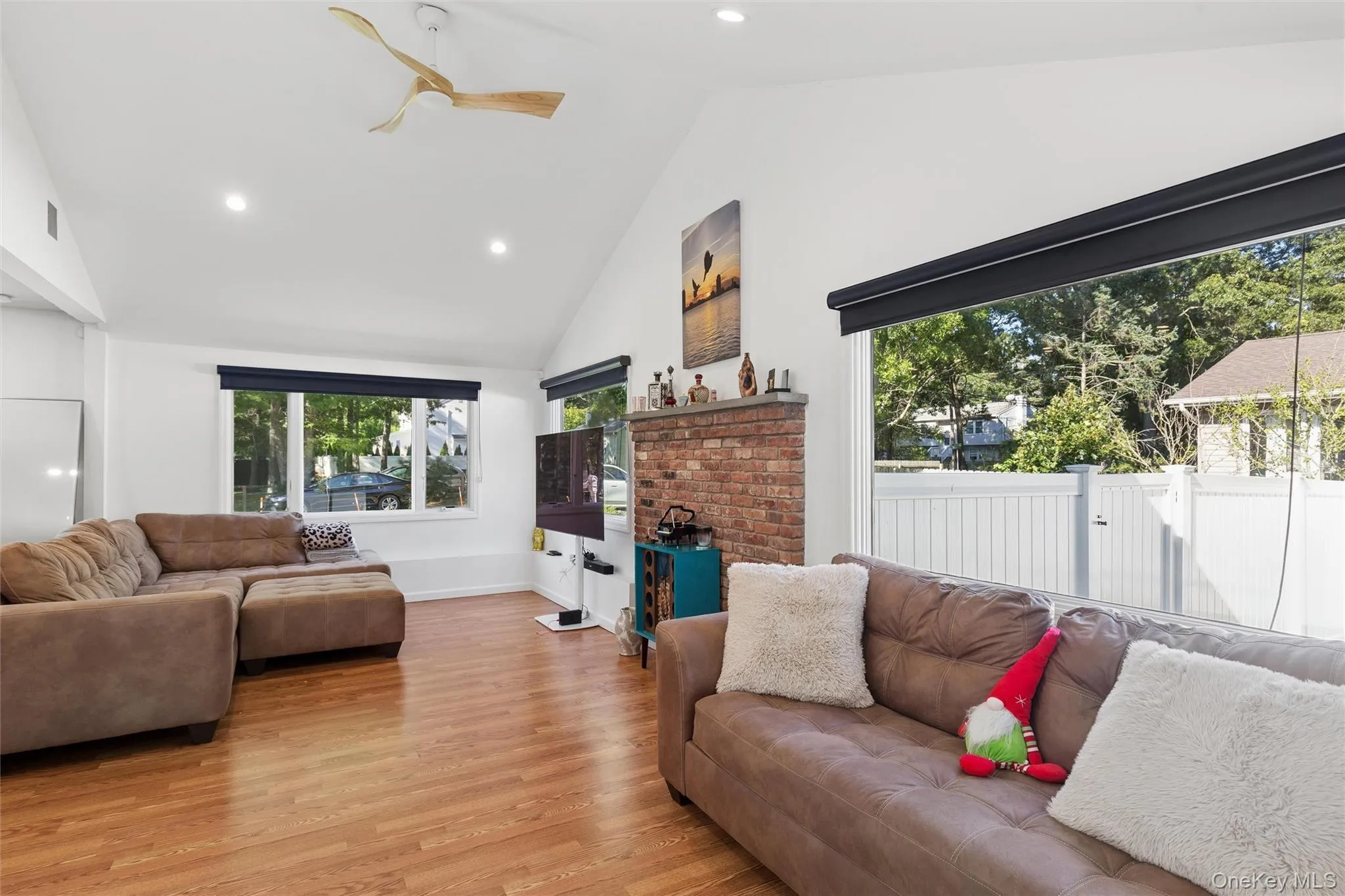 27 Atlantic Avenue, Southampton, NY, 2 Bedroom Bedrooms, 5 Room Rooms,1 BathroomBathrooms,Residential Lease,For Rent,Atlantic,0,1032565 27 Atlantic Avenue, Southampton, NY, 2 Bedroom Bedrooms, 5 Room Rooms,1 BathroomBathrooms,Residential Lease,For Rent,Atlantic,0,1032565