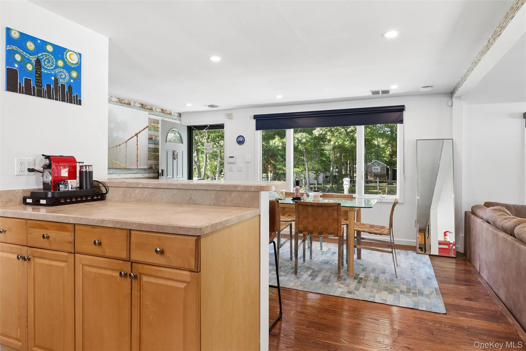 27 Atlantic Avenue, Southampton, NY, 2 Bedroom Bedrooms, 5 Room Rooms,1 BathroomBathrooms,Residential Lease,For Rent,Atlantic,0,1032565 27 Atlantic Avenue, Southampton, NY, 2 Bedroom Bedrooms, 5 Room Rooms,1 BathroomBathrooms,Residential Lease,For Rent,Atlantic,0,1032565
