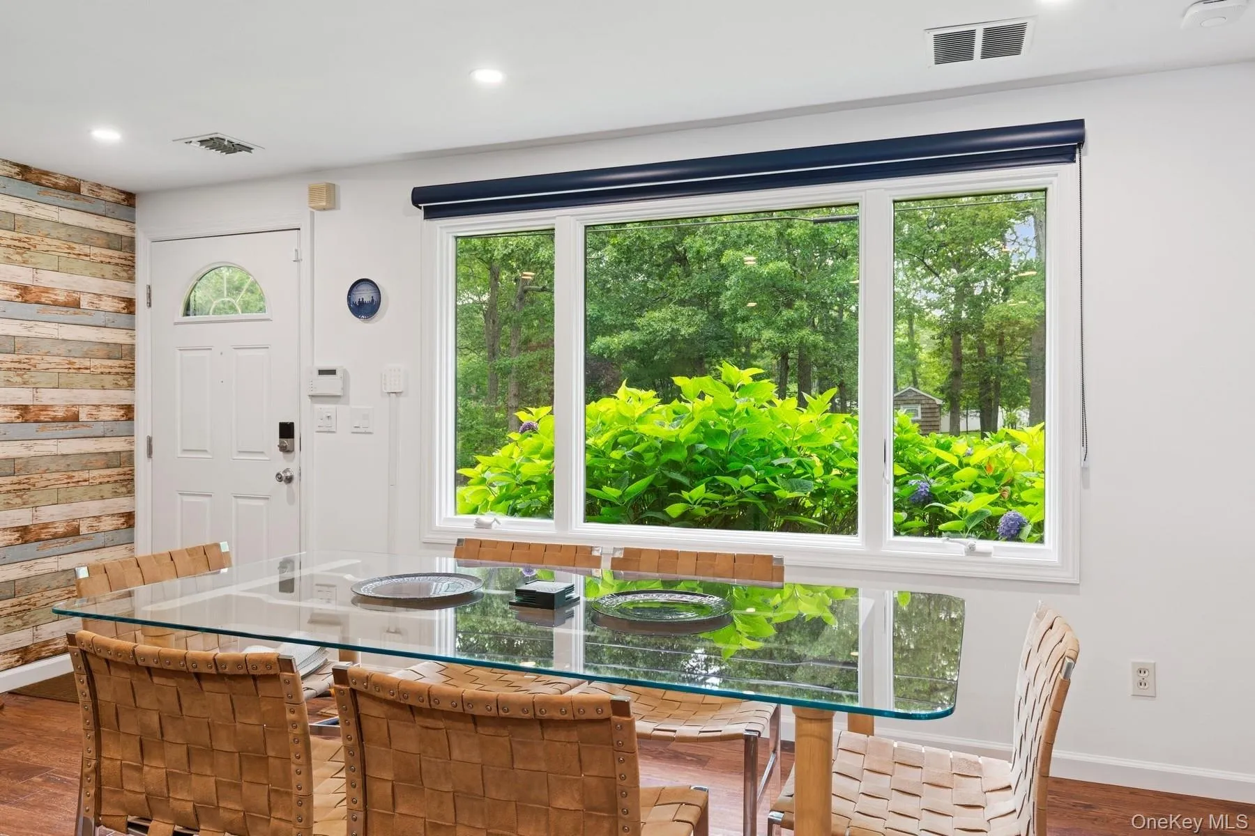 27 Atlantic Avenue, Southampton, NY, 2 Bedrooms Bedrooms, 5 Rooms Rooms,1 BathroomBathrooms,Residential Lease,For Rent,Atlantic,0,1032565 27 Atlantic Avenue, Southampton, NY, 2 Bedrooms Bedrooms, 5 Rooms Rooms,1 BathroomBathrooms,Residential Lease,For Rent,Atlantic,0,1032565