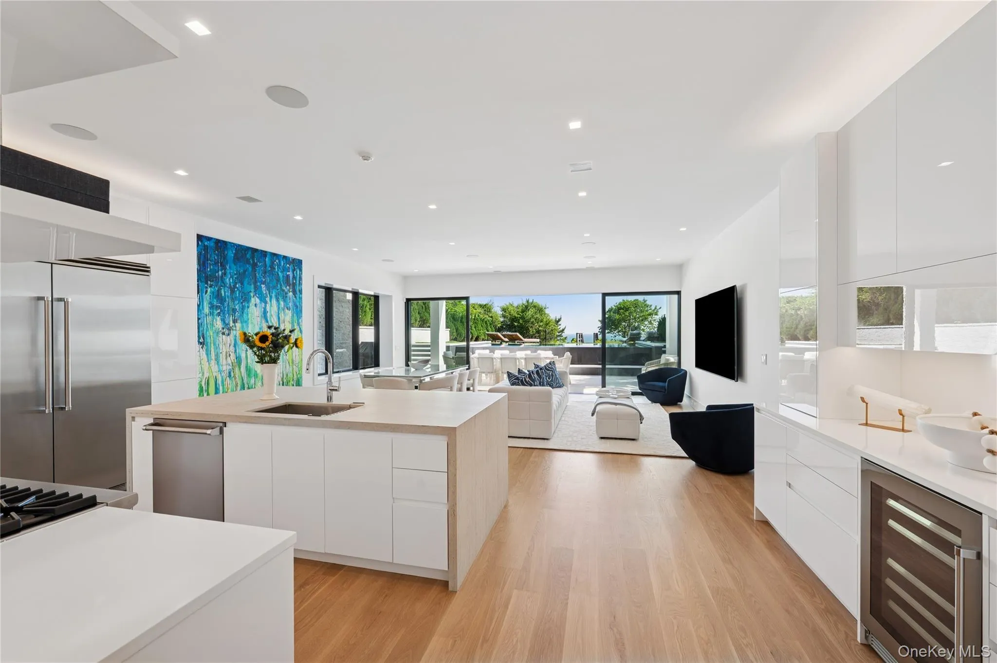 40 Oceanview Drive, Southampton, NY, 5 Bedrooms Bedrooms, 15 Rooms Rooms,5 BathroomsBathrooms,Residential Lease,For Rent,Oceanview,0,1032567 40 Oceanview Drive, Southampton, NY, 5 Bedrooms Bedrooms, 15 Rooms Rooms,5 BathroomsBathrooms,Residential Lease,For Rent,Oceanview,0,1032567