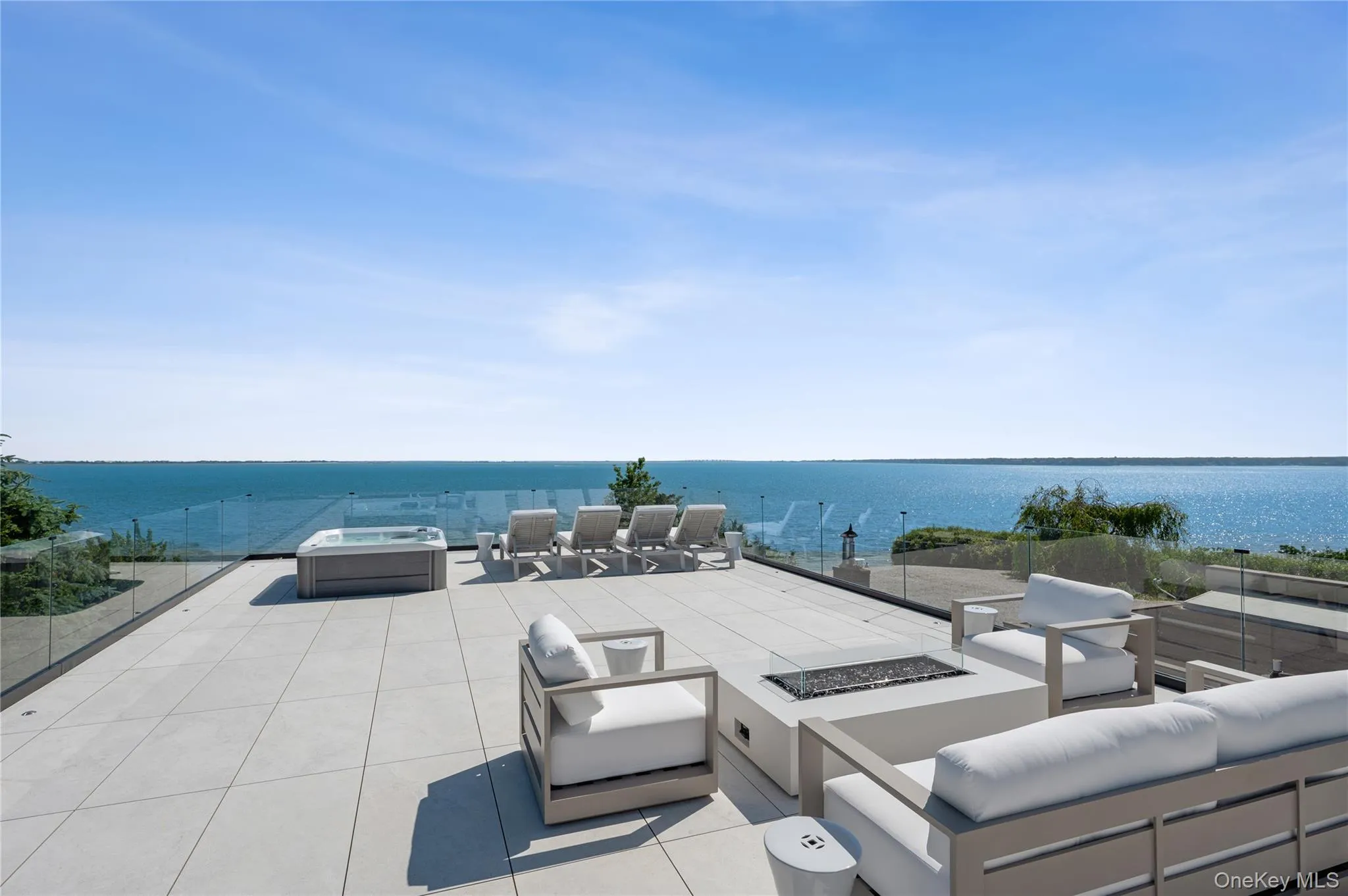 40 Oceanview Drive, Southampton, NY, 5 Bedrooms Bedrooms, 15 Rooms Rooms,5 BathroomsBathrooms,Residential Lease,For Rent,Oceanview,0,1032567 40 Oceanview Drive, Southampton, NY, 5 Bedrooms Bedrooms, 15 Rooms Rooms,5 BathroomsBathrooms,Residential Lease,For Rent,Oceanview,0,1032567