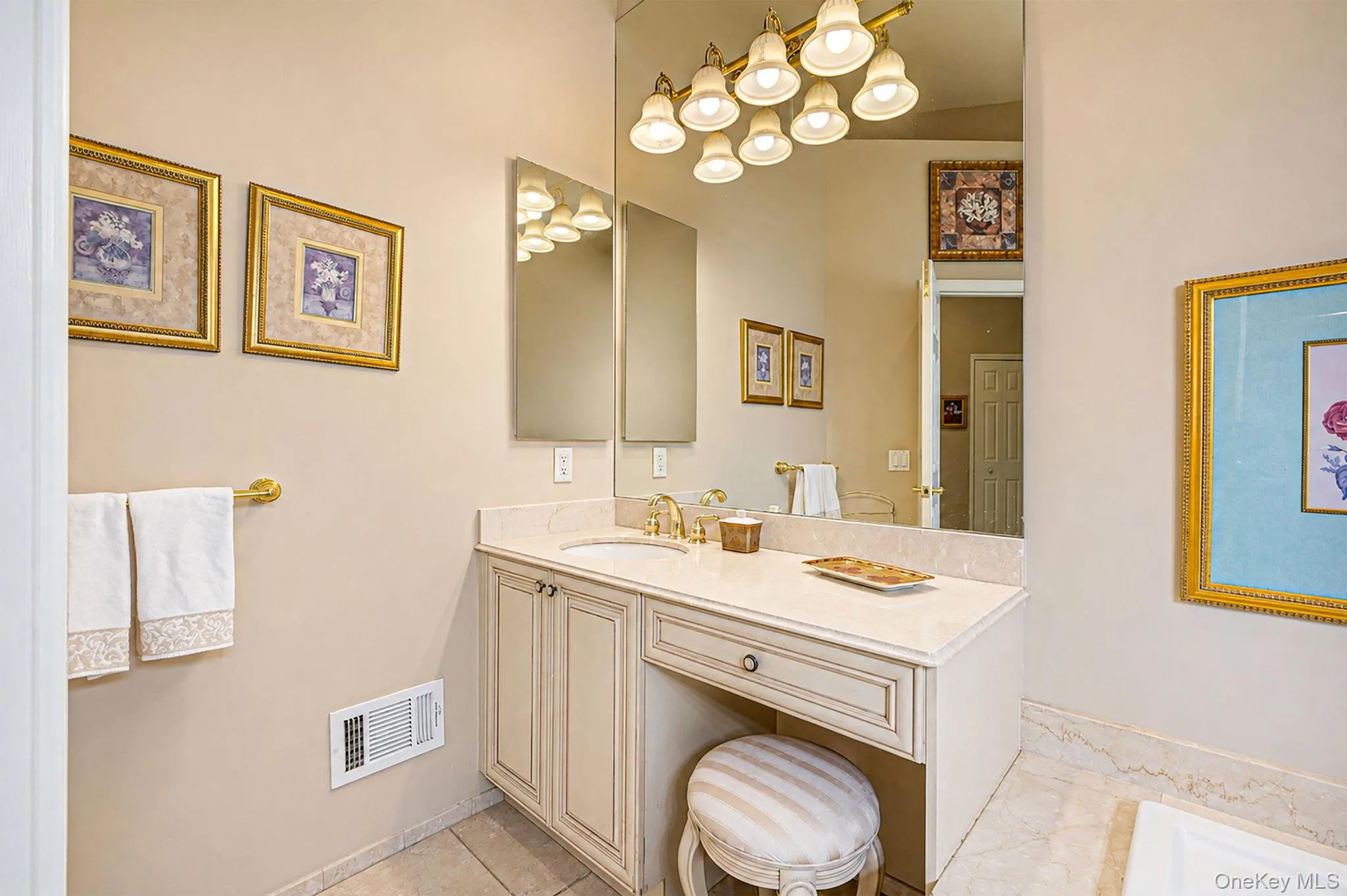 163 Hamlet Drive, Brookhaven, NY, 3 Bedrooms Bedrooms, 8 Rooms Rooms,2 BathroomsBathrooms,Residential,For Rent,Hamlet,0,1032568 163 Hamlet Drive, Brookhaven, NY, 3 Bedrooms Bedrooms, 8 Rooms Rooms,2 BathroomsBathrooms,Residential,For Rent,Hamlet,0,1032568