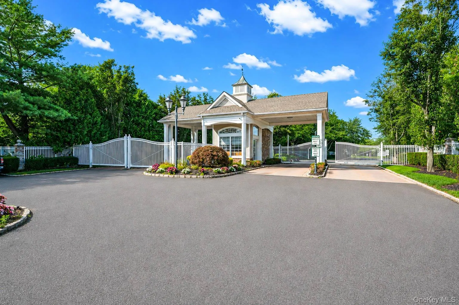163 Hamlet Drive, Brookhaven, NY, 3 Bedrooms Bedrooms, 8 Rooms Rooms,2 BathroomsBathrooms,Residential,For Rent,Hamlet,0,1032568 163 Hamlet Drive, Brookhaven, NY, 3 Bedrooms Bedrooms, 8 Rooms Rooms,2 BathroomsBathrooms,Residential,For Rent,Hamlet,0,1032568