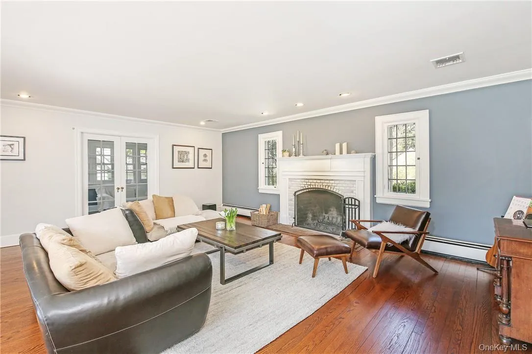 26 Earlwoode Drive, White Plains, NY, 4 Bedrooms Bedrooms, 8 Rooms Rooms,2 BathroomsBathrooms,Residential Lease,For Rent,Earlwoode,0,1032570 26 Earlwoode Drive, White Plains, NY, 4 Bedrooms Bedrooms, 8 Rooms Rooms,2 BathroomsBathrooms,Residential Lease,For Rent,Earlwoode,0,1032570