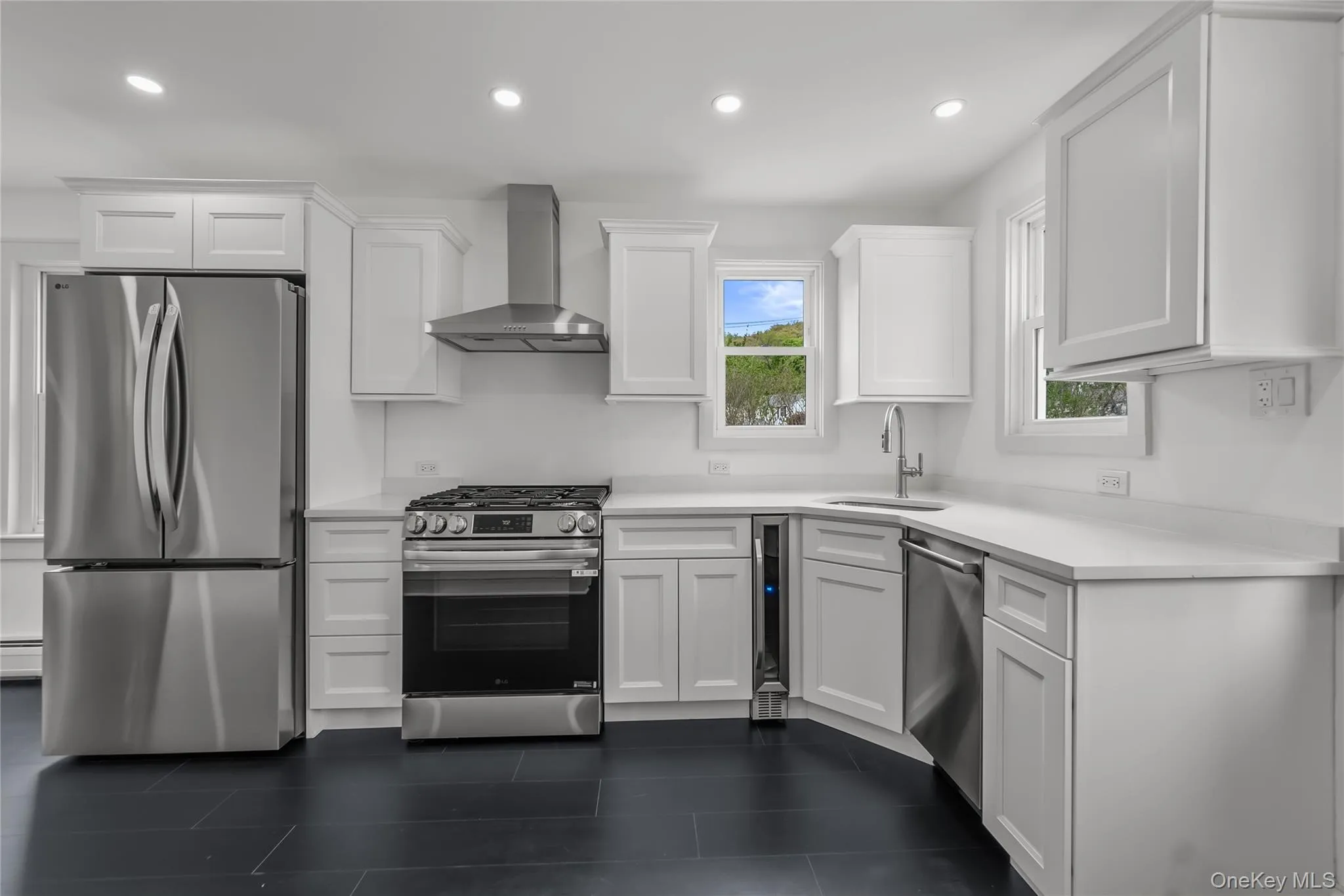 11 Mearns Avenue, Highlands, NY, 2 Bedrooms Bedrooms, 6 Rooms Rooms,1 BathroomBathrooms,Residential,For Rent,Mearns,0,1032573 11 Mearns Avenue, Highlands, NY, 2 Bedrooms Bedrooms, 6 Rooms Rooms,1 BathroomBathrooms,Residential,For Rent,Mearns,0,1032573