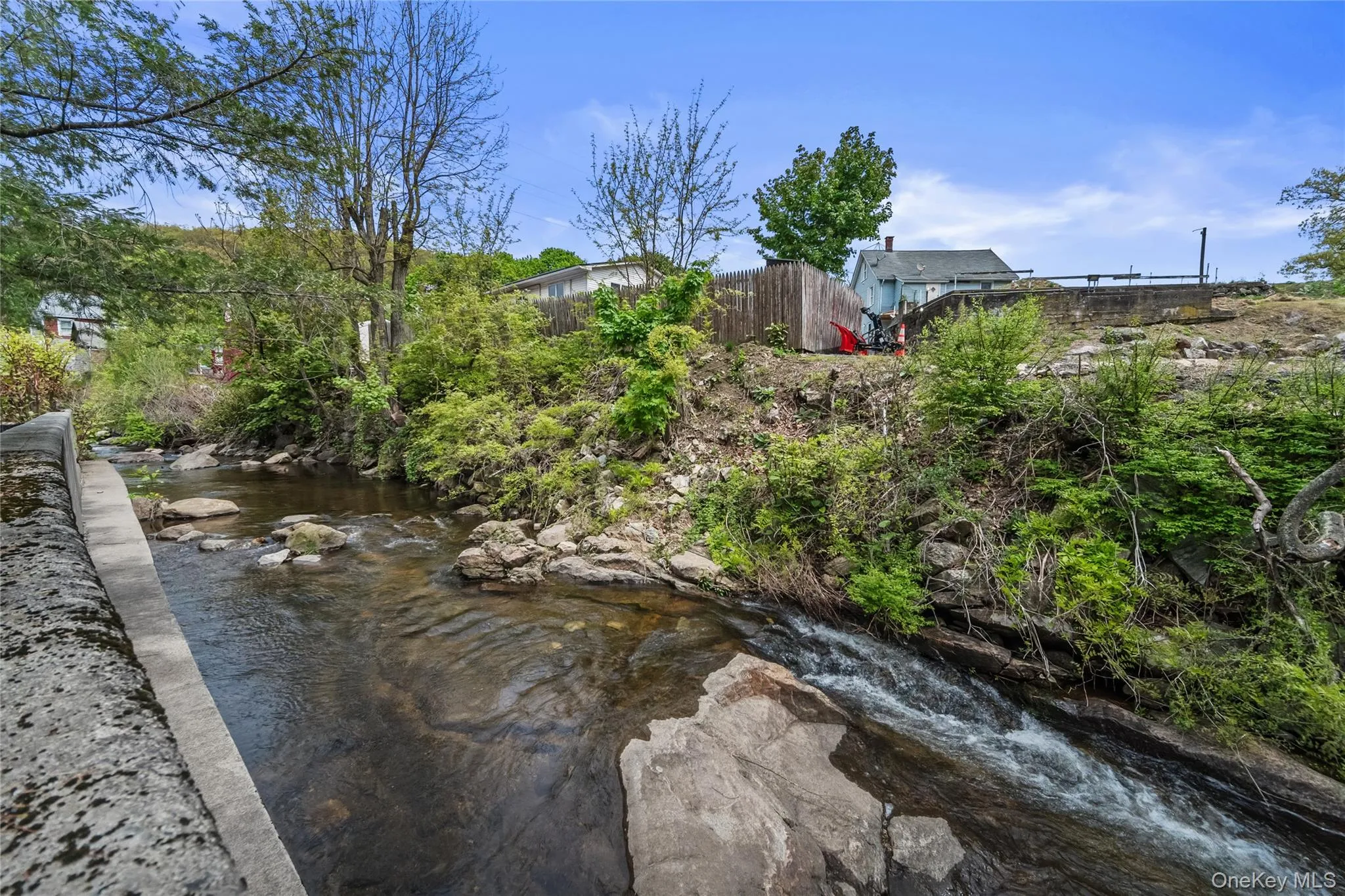 11 Mearns Avenue, Highlands, NY, 2 Bedrooms Bedrooms, 6 Rooms Rooms,1 BathroomBathrooms,Residential,For Rent,Mearns,0,1032573 11 Mearns Avenue, Highlands, NY, 2 Bedrooms Bedrooms, 6 Rooms Rooms,1 BathroomBathrooms,Residential,For Rent,Mearns,0,1032573