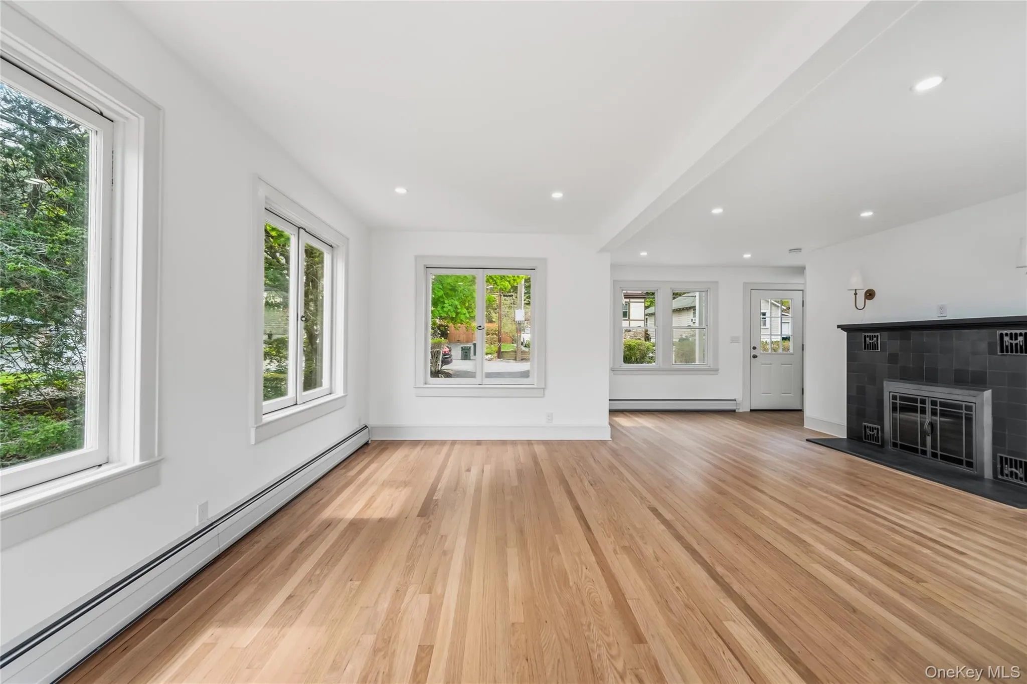 11 Mearns Avenue, Highlands, NY, 2 Bedrooms Bedrooms, 6 Rooms Rooms,1 BathroomBathrooms,Residential,For Rent,Mearns,0,1032573 11 Mearns Avenue, Highlands, NY, 2 Bedrooms Bedrooms, 6 Rooms Rooms,1 BathroomBathrooms,Residential,For Rent,Mearns,0,1032573