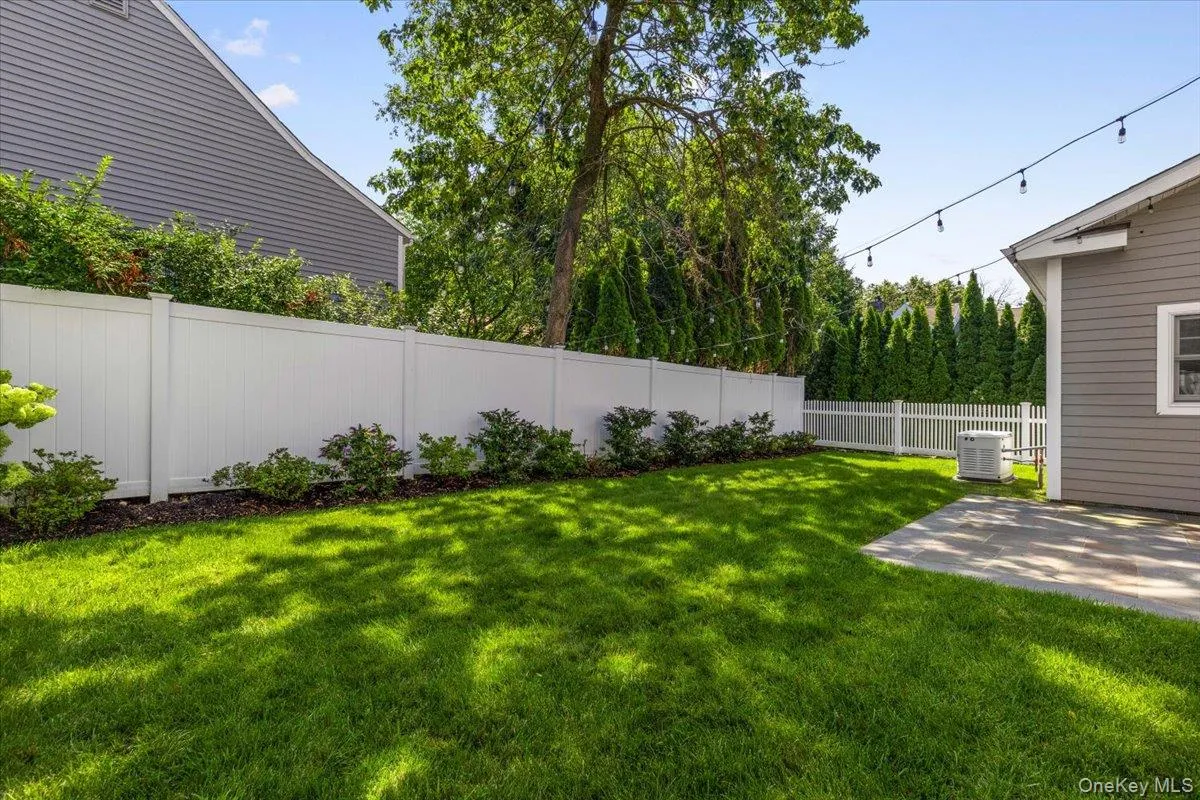 42 Orchard Drive, Rye City, NY, 4 Bedrooms Bedrooms, 9 Rooms Rooms,3 BathroomsBathrooms,Residential,For Rent,Orchard,0,1032576 42 Orchard Drive, Rye City, NY, 4 Bedrooms Bedrooms, 9 Rooms Rooms,3 BathroomsBathrooms,Residential,For Rent,Orchard,0,1032576