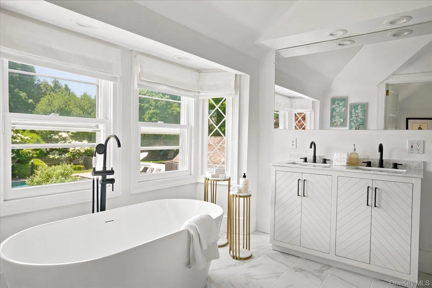 41 Seafield Lane, Southampton, NY, 8 Bedrooms Bedrooms, 12 Rooms Rooms,6 BathroomsBathrooms,Residential,For Rent,Seafield,0,1032578 41 Seafield Lane, Southampton, NY, 8 Bedrooms Bedrooms, 12 Rooms Rooms,6 BathroomsBathrooms,Residential,For Rent,Seafield,0,1032578