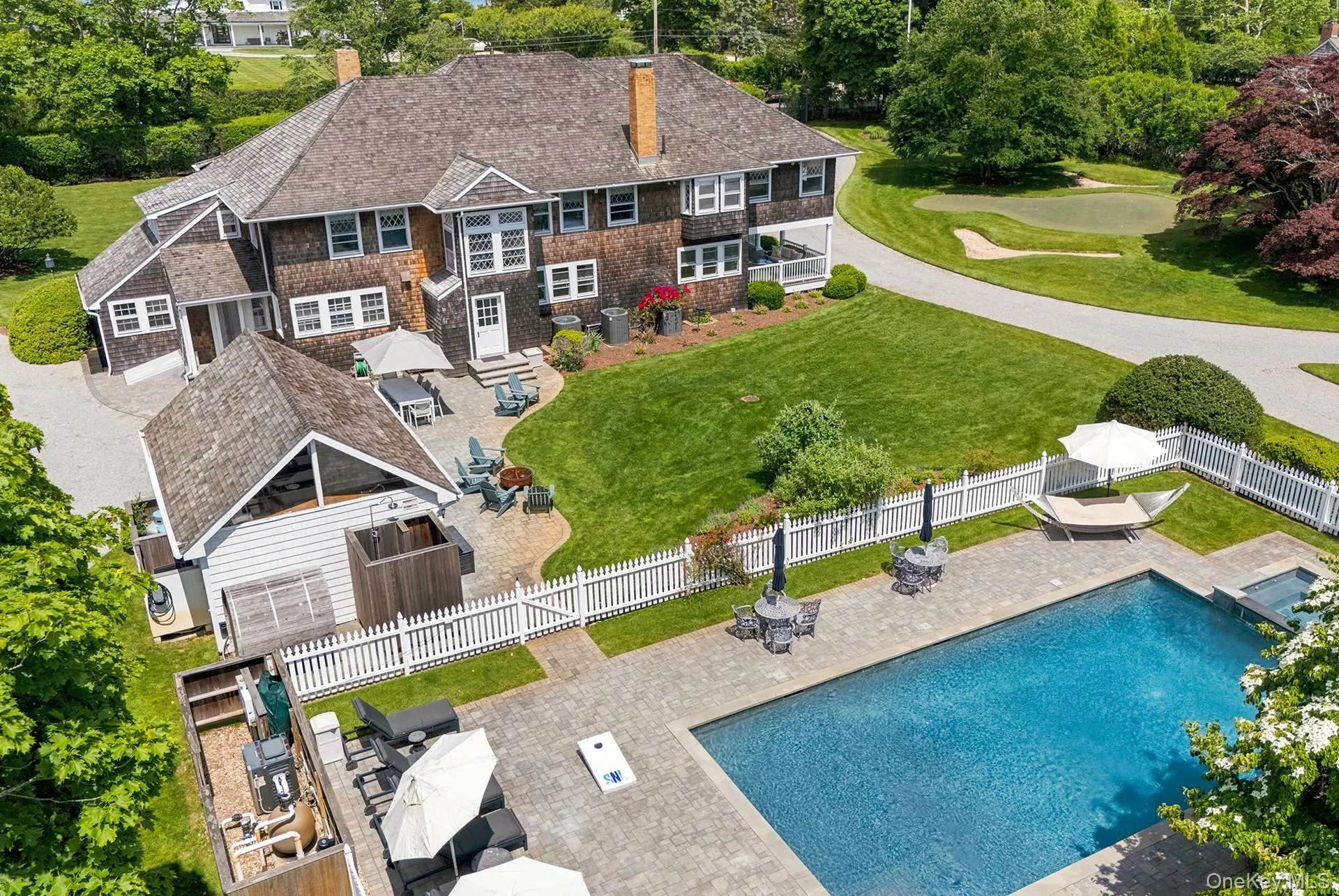 41 Seafield Lane, Southampton, NY, 8 Bedrooms Bedrooms, 12 Rooms Rooms,6 BathroomsBathrooms,Residential,For Rent,Seafield,0,1032578 41 Seafield Lane, Southampton, NY, 8 Bedrooms Bedrooms, 12 Rooms Rooms,6 BathroomsBathrooms,Residential,For Rent,Seafield,0,1032578