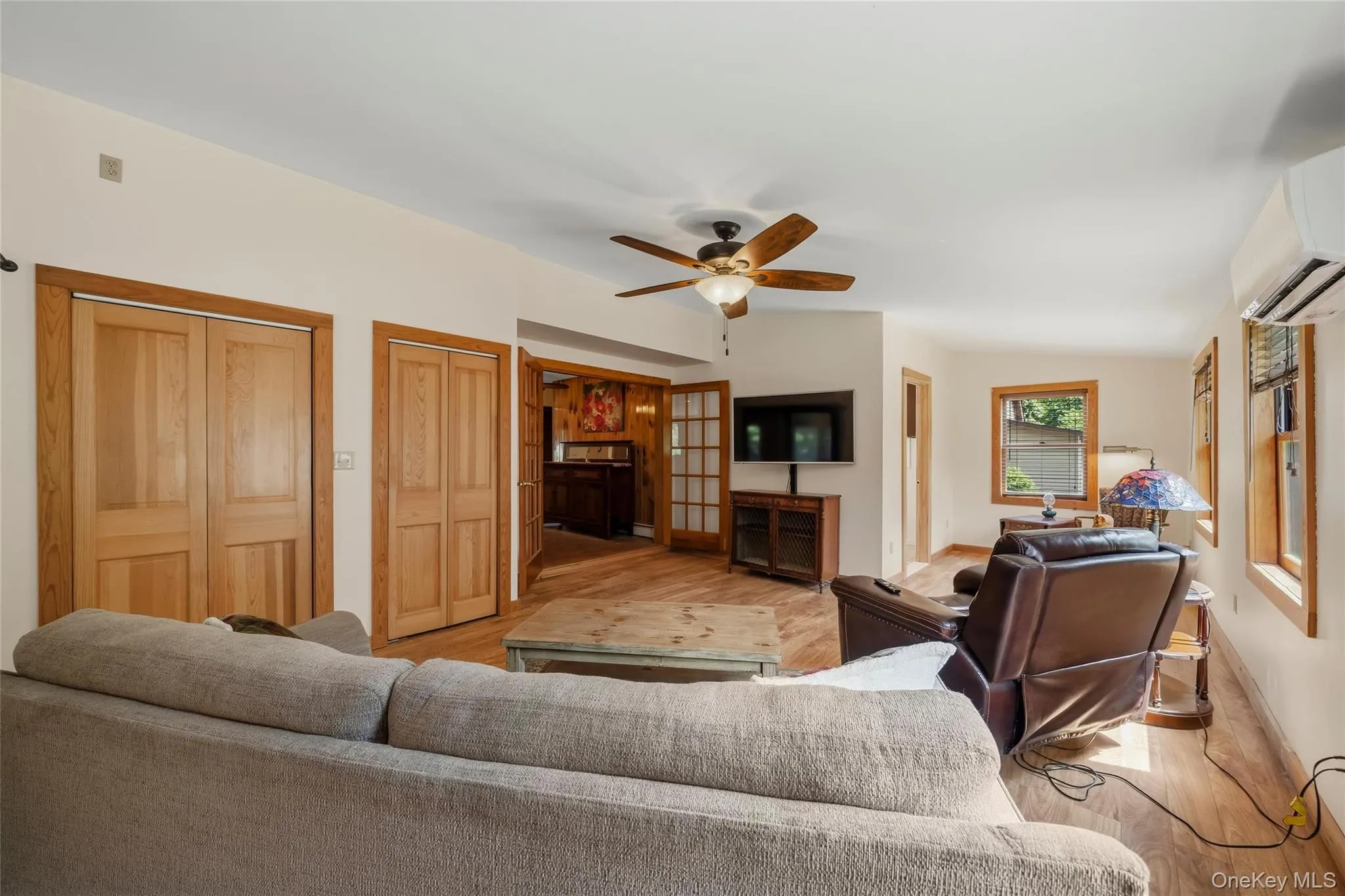3836 State Route 52, Shawangunk, NY, 5 Bedrooms Bedrooms, 11 Rooms Rooms,3 BathroomsBathrooms,Residential,For Rent,State Route 52,0,1032581 3836 State Route 52, Shawangunk, NY, 5 Bedrooms Bedrooms, 11 Rooms Rooms,3 BathroomsBathrooms,Residential,For Rent,State Route 52,0,1032581
