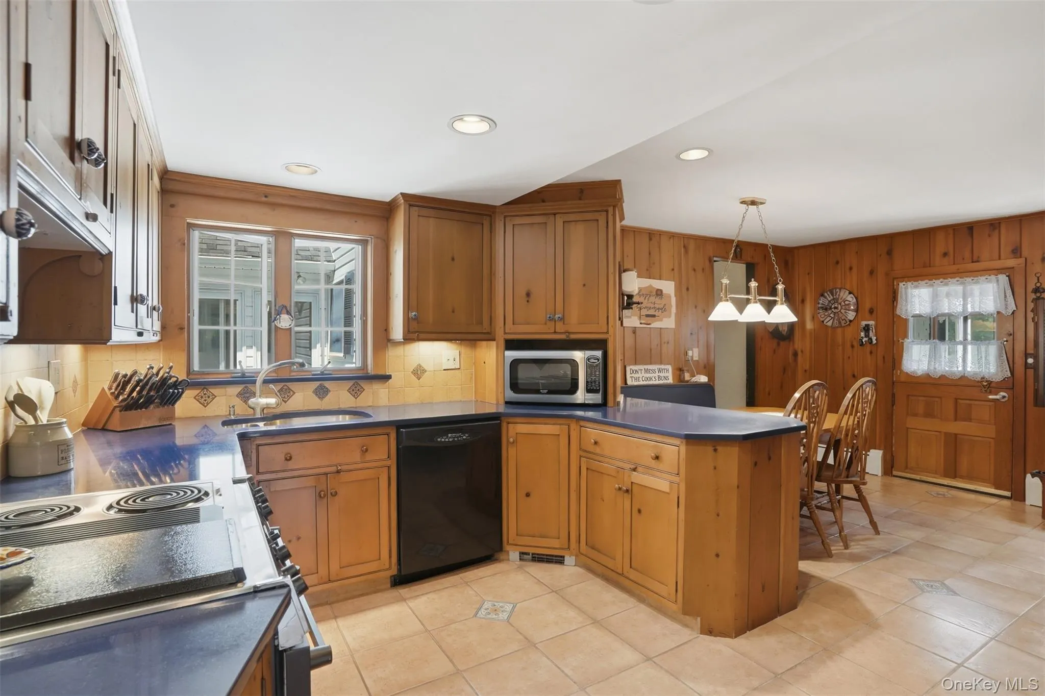 232 Tally Ho Road, Mount Hope, NY, 4 Bedrooms Bedrooms, 12 Rooms Rooms,4 BathroomsBathrooms,Residential,For Rent,Tally Ho,0,1032582 232 Tally Ho Road, Mount Hope, NY, 4 Bedrooms Bedrooms, 12 Rooms Rooms,4 BathroomsBathrooms,Residential,For Rent,Tally Ho,0,1032582