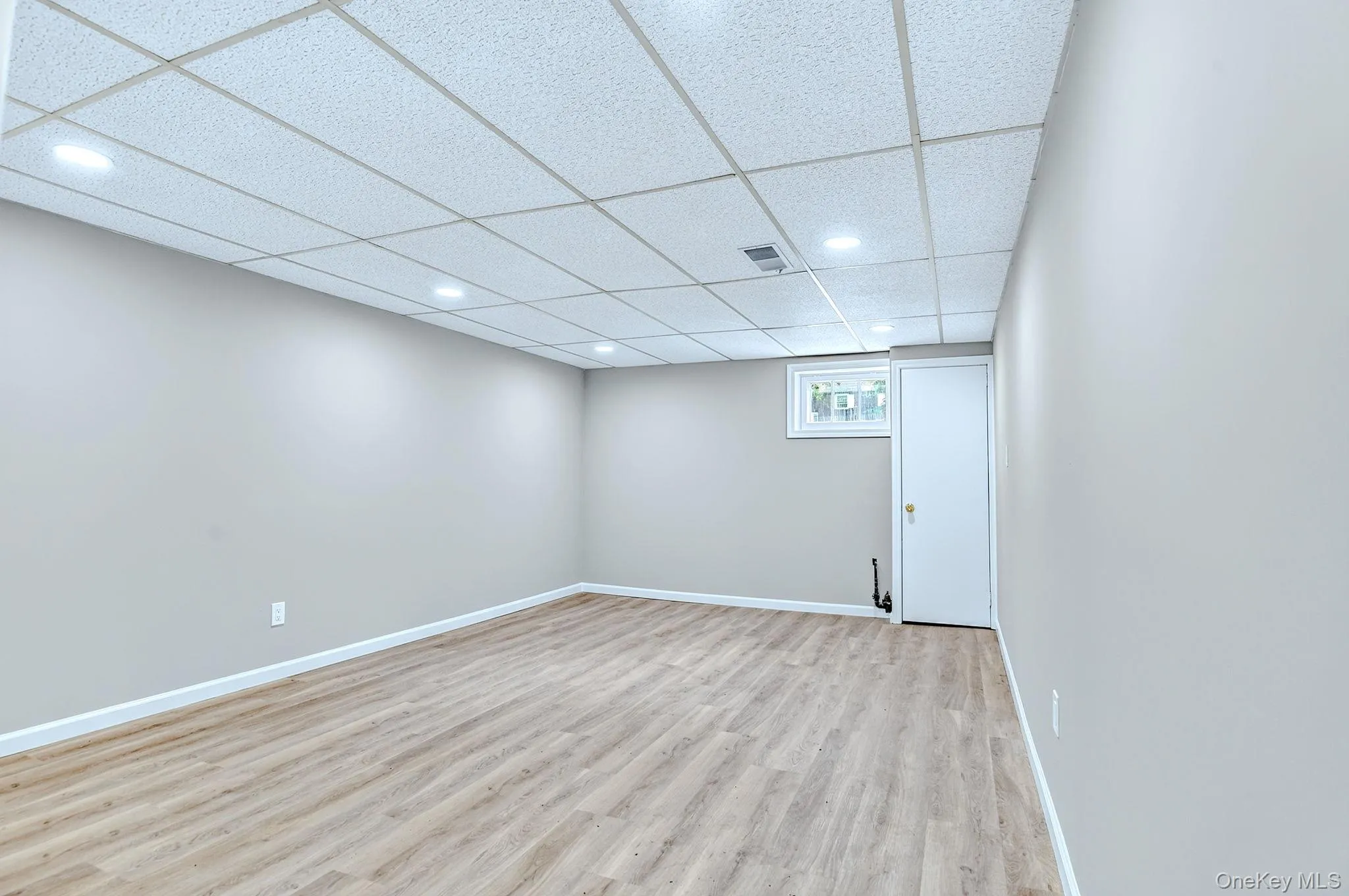 1 Gates Place, Orangetown, NY, 4 Bedrooms Bedrooms, 7 Rooms Rooms,2 BathroomsBathrooms,Residential,For Rent,Gates,0,1032583 1 Gates Place, Orangetown, NY, 4 Bedrooms Bedrooms, 7 Rooms Rooms,2 BathroomsBathrooms,Residential,For Rent,Gates,0,1032583