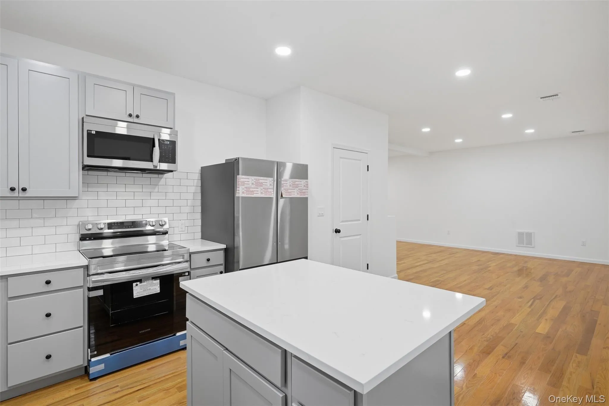 804 Peenpack Trail, Deerpark, NY, 4 Bedrooms Bedrooms, 8 Rooms Rooms,3 BathroomsBathrooms,Residential,For Rent,Peenpack,0,1032584 804 Peenpack Trail, Deerpark, NY, 4 Bedrooms Bedrooms, 8 Rooms Rooms,3 BathroomsBathrooms,Residential,For Rent,Peenpack,0,1032584