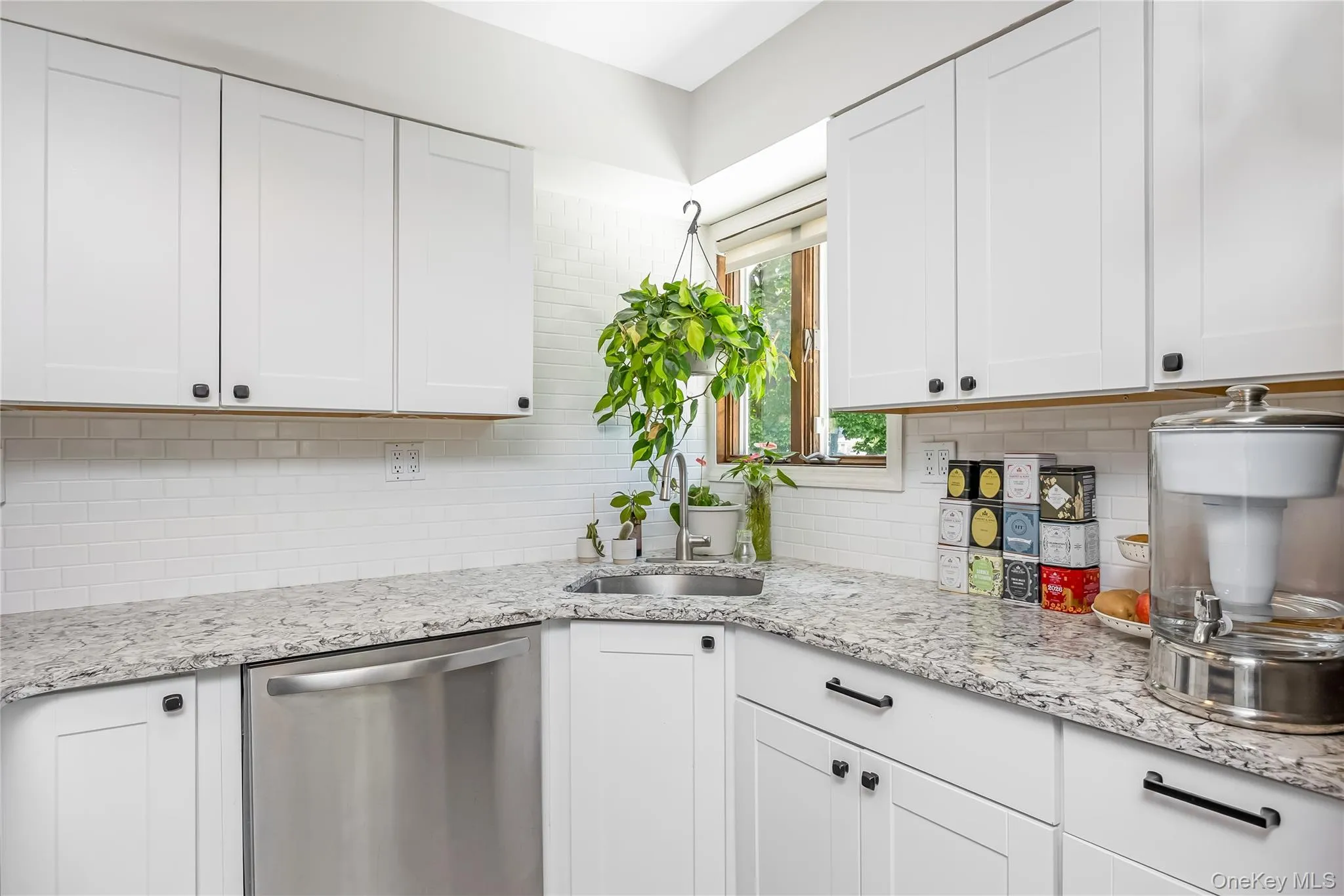 615 Sleepy Hollow Drive, Brookhaven, NY, 4 Bedrooms Bedrooms, 12 Rooms Rooms,2 BathroomsBathrooms,Residential,For Rent,Sleepy Hollow,0,1032586 615 Sleepy Hollow Drive, Brookhaven, NY, 4 Bedrooms Bedrooms, 12 Rooms Rooms,2 BathroomsBathrooms,Residential,For Rent,Sleepy Hollow,0,1032586