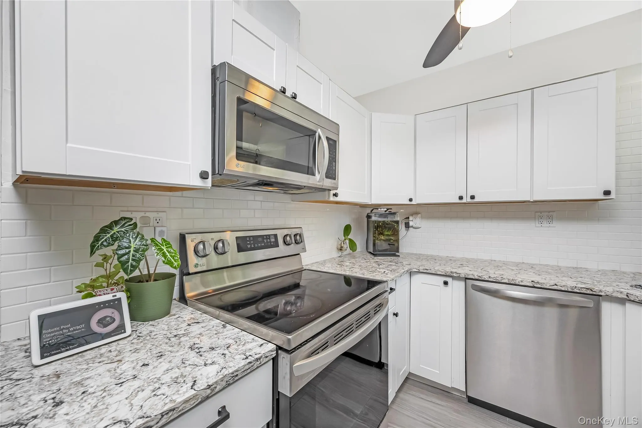 615 Sleepy Hollow Drive, Brookhaven, NY, 4 Bedrooms Bedrooms, 12 Rooms Rooms,2 BathroomsBathrooms,Residential,For Rent,Sleepy Hollow,0,1032586 615 Sleepy Hollow Drive, Brookhaven, NY, 4 Bedrooms Bedrooms, 12 Rooms Rooms,2 BathroomsBathrooms,Residential,For Rent,Sleepy Hollow,0,1032586