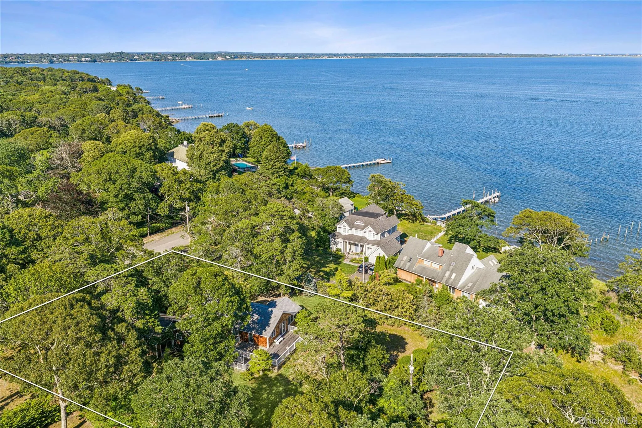 172 Bay Avenue, Southampton, NY, 3 Bedrooms Bedrooms, 6 Rooms Rooms,2 BathroomsBathrooms,Residential,For Rent,Bay,0,1032587 172 Bay Avenue, Southampton, NY, 3 Bedrooms Bedrooms, 6 Rooms Rooms,2 BathroomsBathrooms,Residential,For Rent,Bay,0,1032587