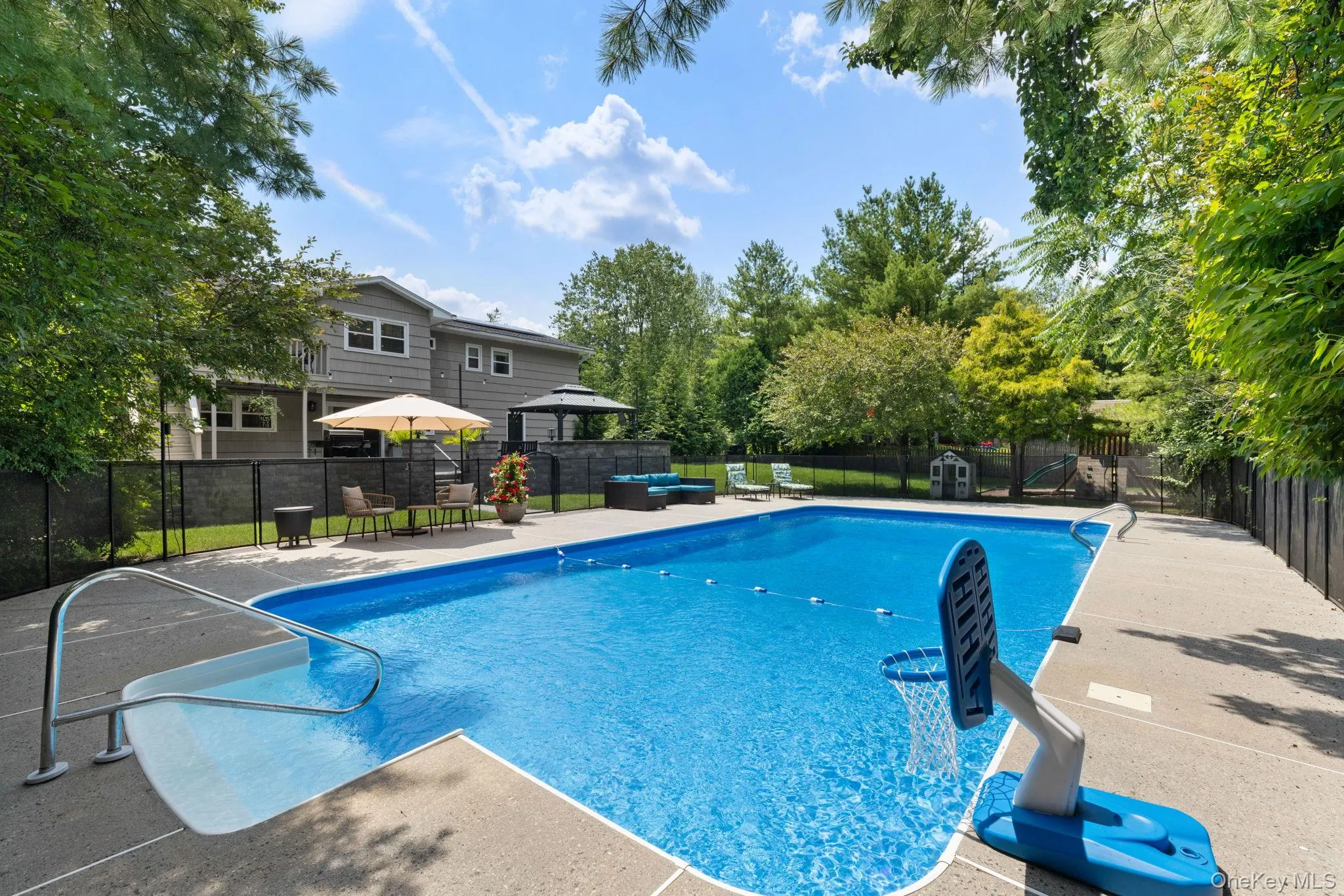 9 Behrendt Drive, Orangetown, NY, 4 Bedrooms Bedrooms, 8 Rooms Rooms,3 BathroomsBathrooms,Residential,For Rent,Behrendt,0,1032589 9 Behrendt Drive, Orangetown, NY, 4 Bedrooms Bedrooms, 8 Rooms Rooms,3 BathroomsBathrooms,Residential,For Rent,Behrendt,0,1032589