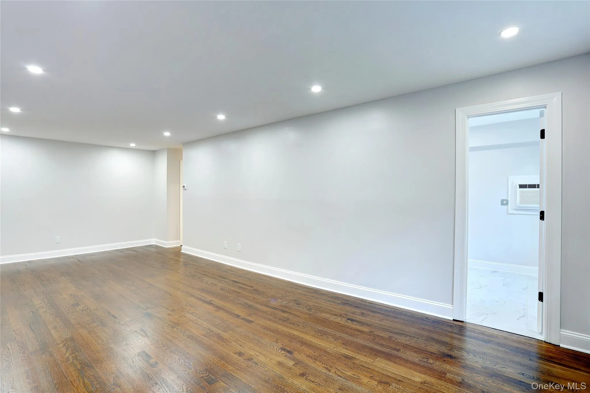 180 Kearsing Parkway, Ramapo, NY, 1 Bedroom Bedrooms, 4 Rooms Rooms,1 BathroomBathrooms,Residential,For Rent,Kearsing,0,1032591 180 Kearsing Parkway, Ramapo, NY, 1 Bedroom Bedrooms, 4 Rooms Rooms,1 BathroomBathrooms,Residential,For Rent,Kearsing,0,1032591