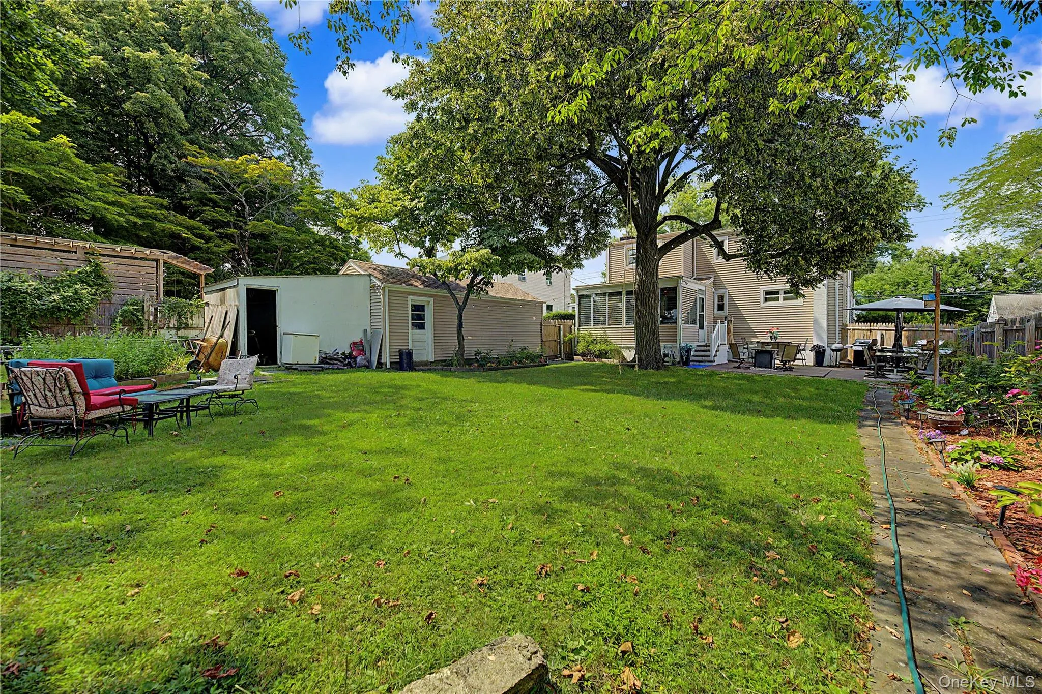 12 Saratoga Road, Greenburgh, NY, 4 Bedrooms Bedrooms, 8 Rooms Rooms,3 BathroomsBathrooms,Residential,For Rent,Saratoga,0,1032592 12 Saratoga Road, Greenburgh, NY, 4 Bedrooms Bedrooms, 8 Rooms Rooms,3 BathroomsBathrooms,Residential,For Rent,Saratoga,0,1032592