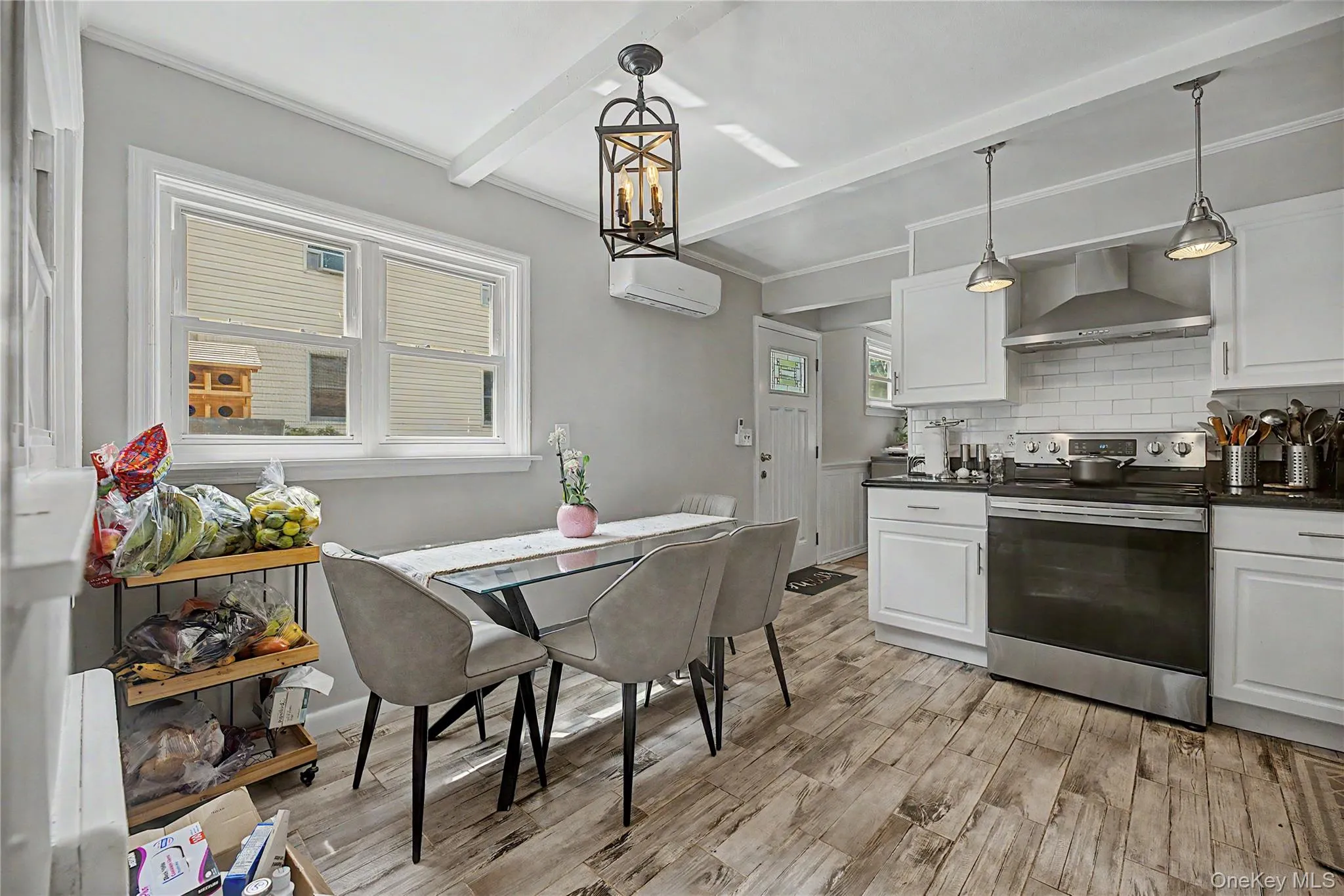 12 Saratoga Road, Greenburgh, NY, 4 Bedrooms Bedrooms, 8 Rooms Rooms,3 BathroomsBathrooms,Residential,For Rent,Saratoga,0,1032592 12 Saratoga Road, Greenburgh, NY, 4 Bedrooms Bedrooms, 8 Rooms Rooms,3 BathroomsBathrooms,Residential,For Rent,Saratoga,0,1032592