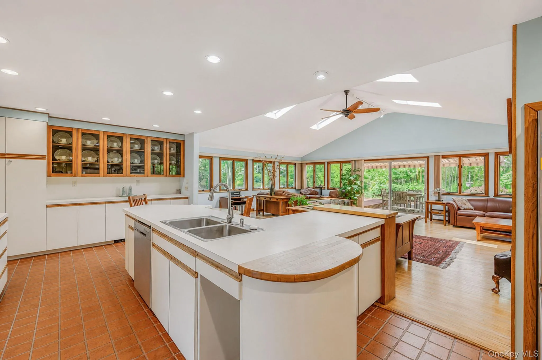 Spacious EIK with Center Island, SS Appliances, Ample Cabinetry, Pantry, Open Flow to Great Room Spacious EIK with Center Island, SS Appliances, Ample Cabinetry, Pantry, Open Flow to Great Room