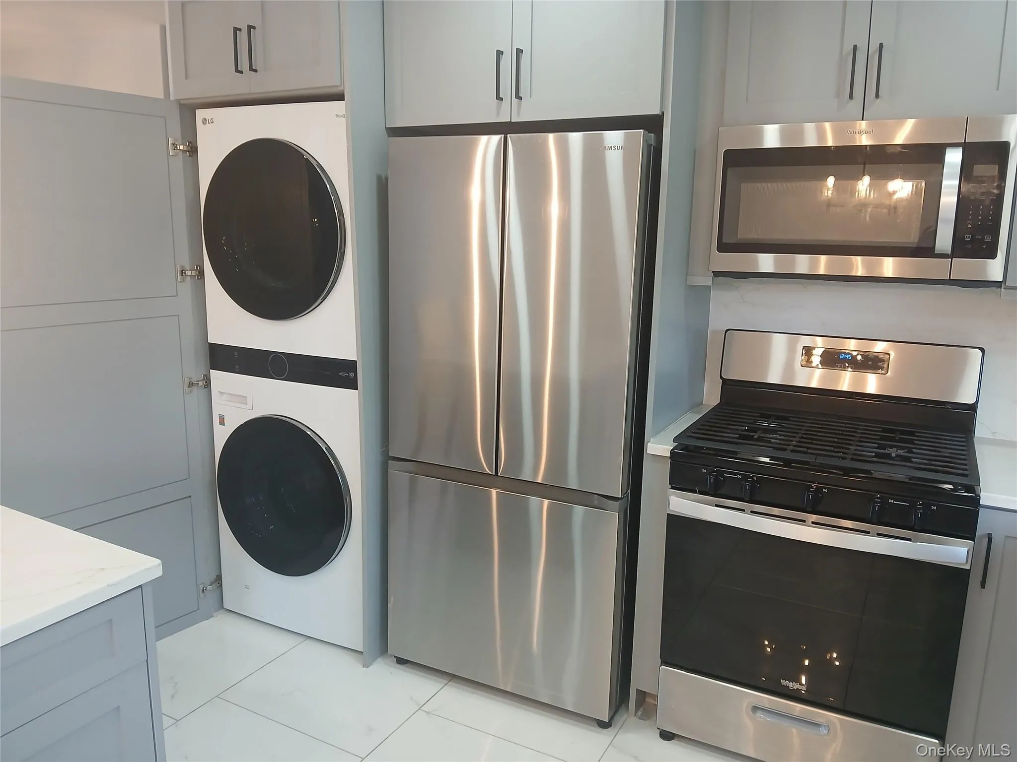 807 Iris Place, Hempstead, NY, 4 Bedrooms Bedrooms, 9 Rooms Rooms,2 BathroomsBathrooms,Residential,For Rent,Iris,0,1032601 807 Iris Place, Hempstead, NY, 4 Bedrooms Bedrooms, 9 Rooms Rooms,2 BathroomsBathrooms,Residential,For Rent,Iris,0,1032601
