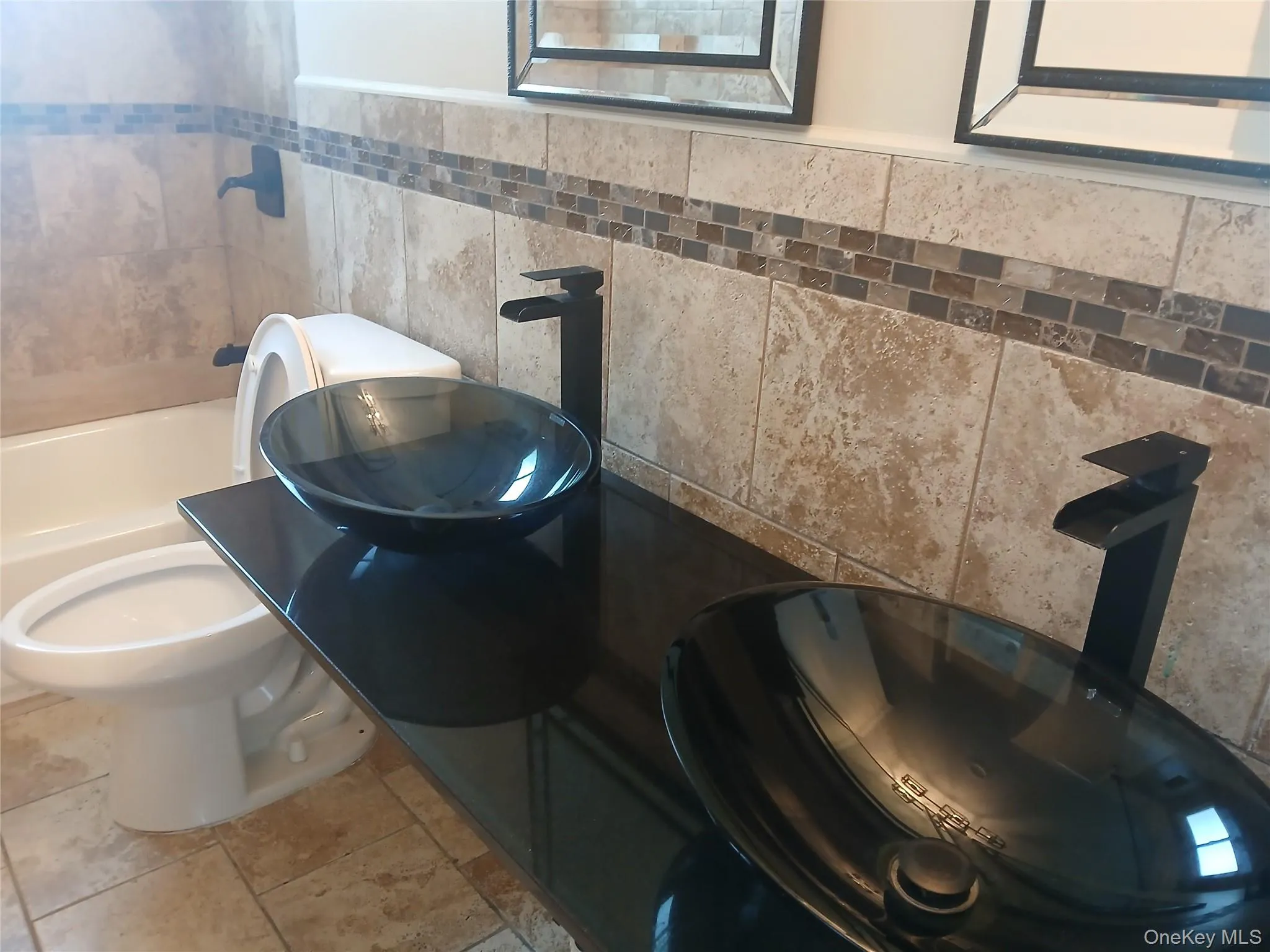 807 Iris Place, Hempstead, NY, 4 Bedrooms Bedrooms, 9 Rooms Rooms,2 BathroomsBathrooms,Residential,For Rent,Iris,0,1032601 807 Iris Place, Hempstead, NY, 4 Bedrooms Bedrooms, 9 Rooms Rooms,2 BathroomsBathrooms,Residential,For Rent,Iris,0,1032601