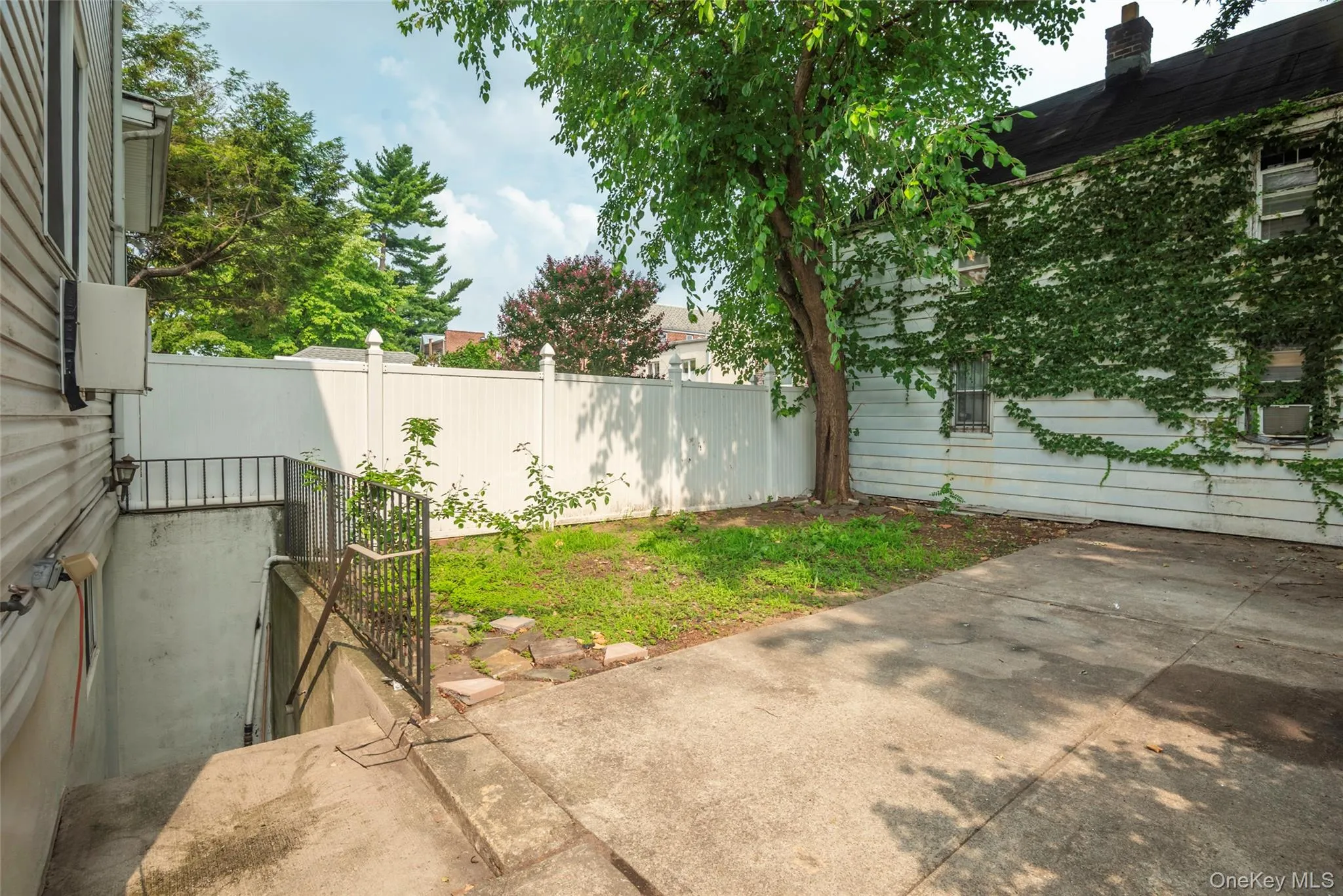 68-07 50th Avenue, New York, NY, 2 Bedrooms Bedrooms, 5 Rooms Rooms,1 BathroomBathrooms,Residential Lease,For Rent,50th,0,1032602 68-07 50th Avenue, New York, NY, 2 Bedrooms Bedrooms, 5 Rooms Rooms,1 BathroomBathrooms,Residential Lease,For Rent,50th,0,1032602
