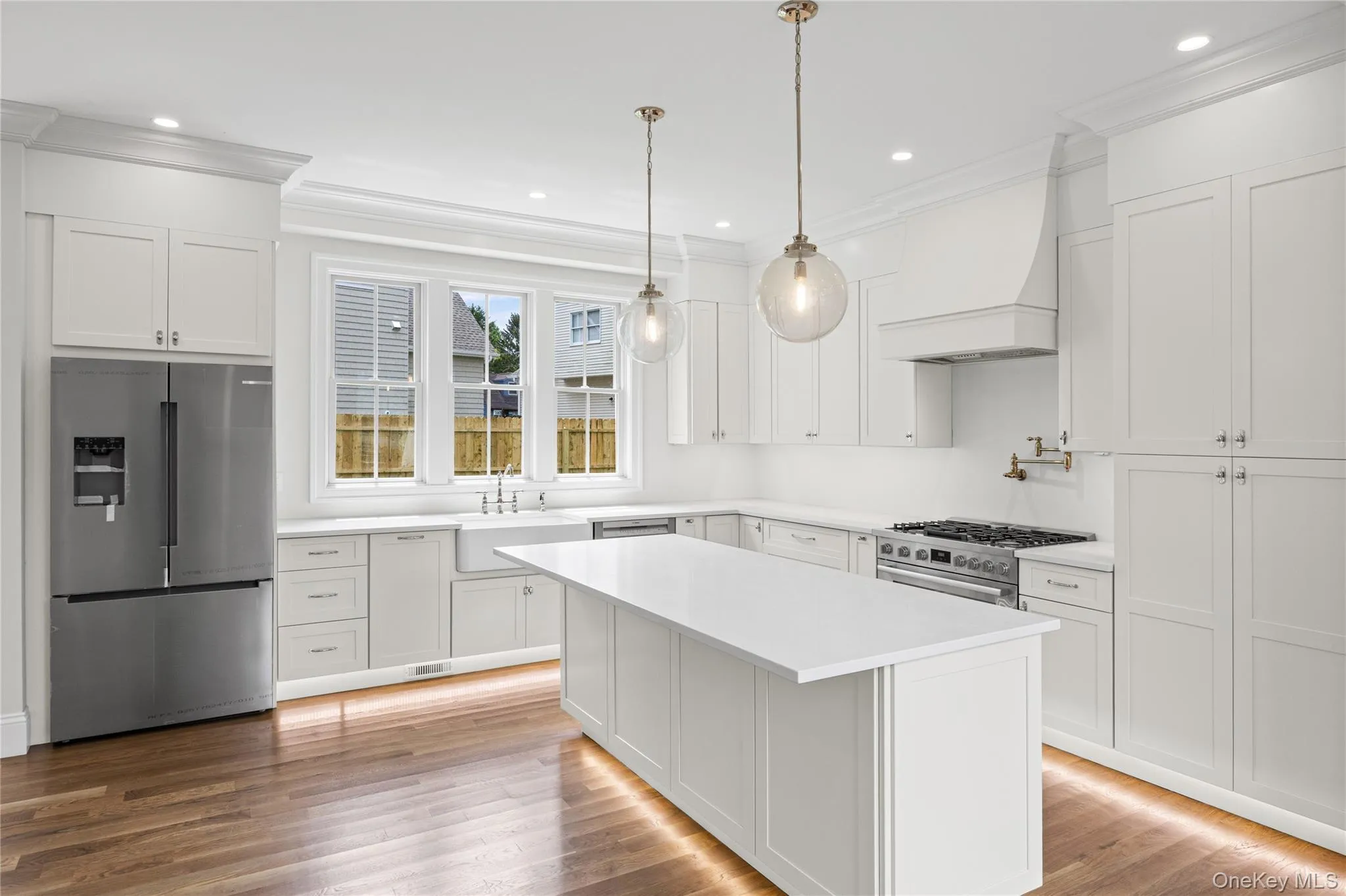 28 Alsace Place, Huntington, NY, 4 Bedrooms Bedrooms, 8 Rooms Rooms,2 BathroomsBathrooms,Residential,For Rent,Alsace,0,1032611 28 Alsace Place, Huntington, NY, 4 Bedrooms Bedrooms, 8 Rooms Rooms,2 BathroomsBathrooms,Residential,For Rent,Alsace,0,1032611