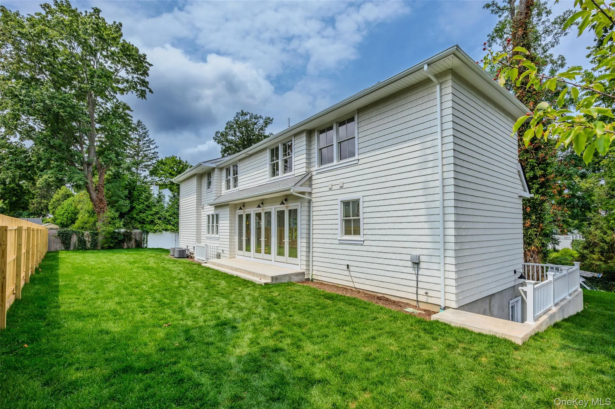 28 Alsace Place, Huntington, NY, 4 Bedrooms Bedrooms, 8 Rooms Rooms,2 BathroomsBathrooms,Residential,For Rent,Alsace,0,1032611 28 Alsace Place, Huntington, NY, 4 Bedrooms Bedrooms, 8 Rooms Rooms,2 BathroomsBathrooms,Residential,For Rent,Alsace,0,1032611