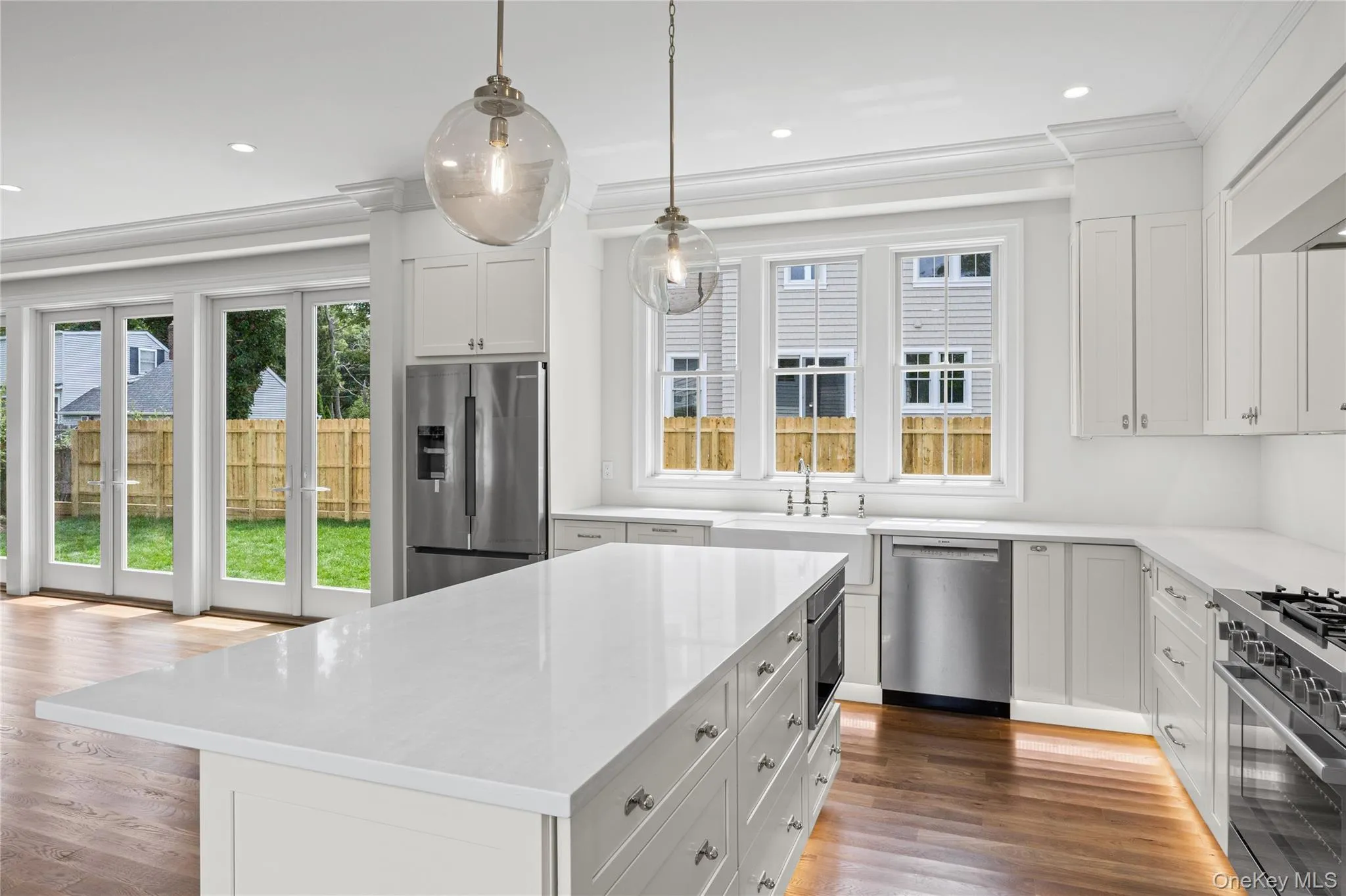 28 Alsace Place, Huntington, NY, 4 Bedrooms Bedrooms, 8 Rooms Rooms,2 BathroomsBathrooms,Residential,For Rent,Alsace,0,1032611 28 Alsace Place, Huntington, NY, 4 Bedrooms Bedrooms, 8 Rooms Rooms,2 BathroomsBathrooms,Residential,For Rent,Alsace,0,1032611