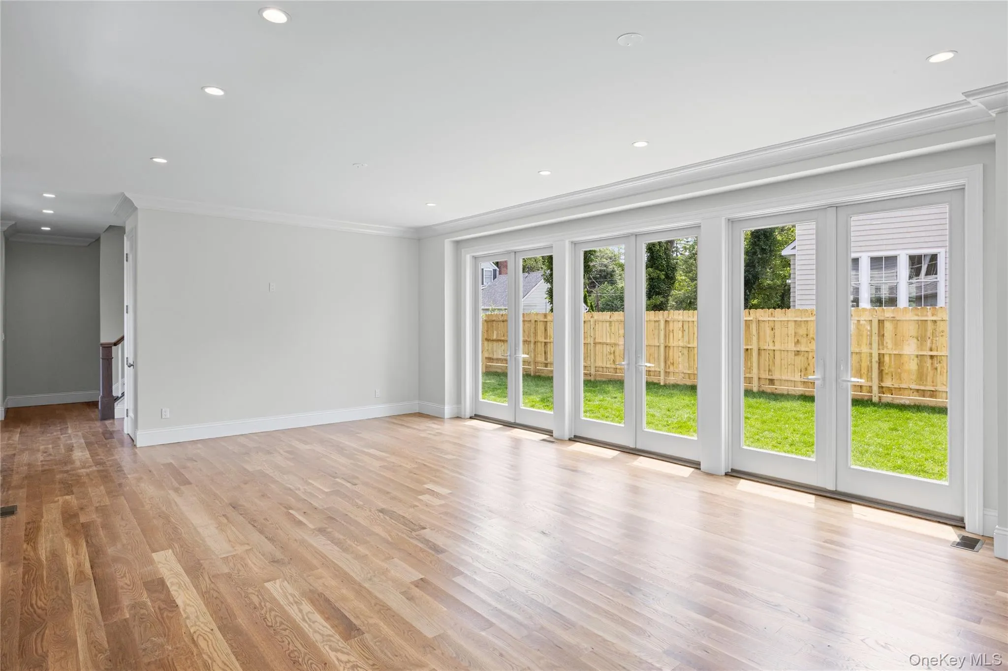 28 Alsace Place, Huntington, NY, 4 Bedrooms Bedrooms, 8 Rooms Rooms,2 BathroomsBathrooms,Residential,For Rent,Alsace,0,1032611 28 Alsace Place, Huntington, NY, 4 Bedrooms Bedrooms, 8 Rooms Rooms,2 BathroomsBathrooms,Residential,For Rent,Alsace,0,1032611