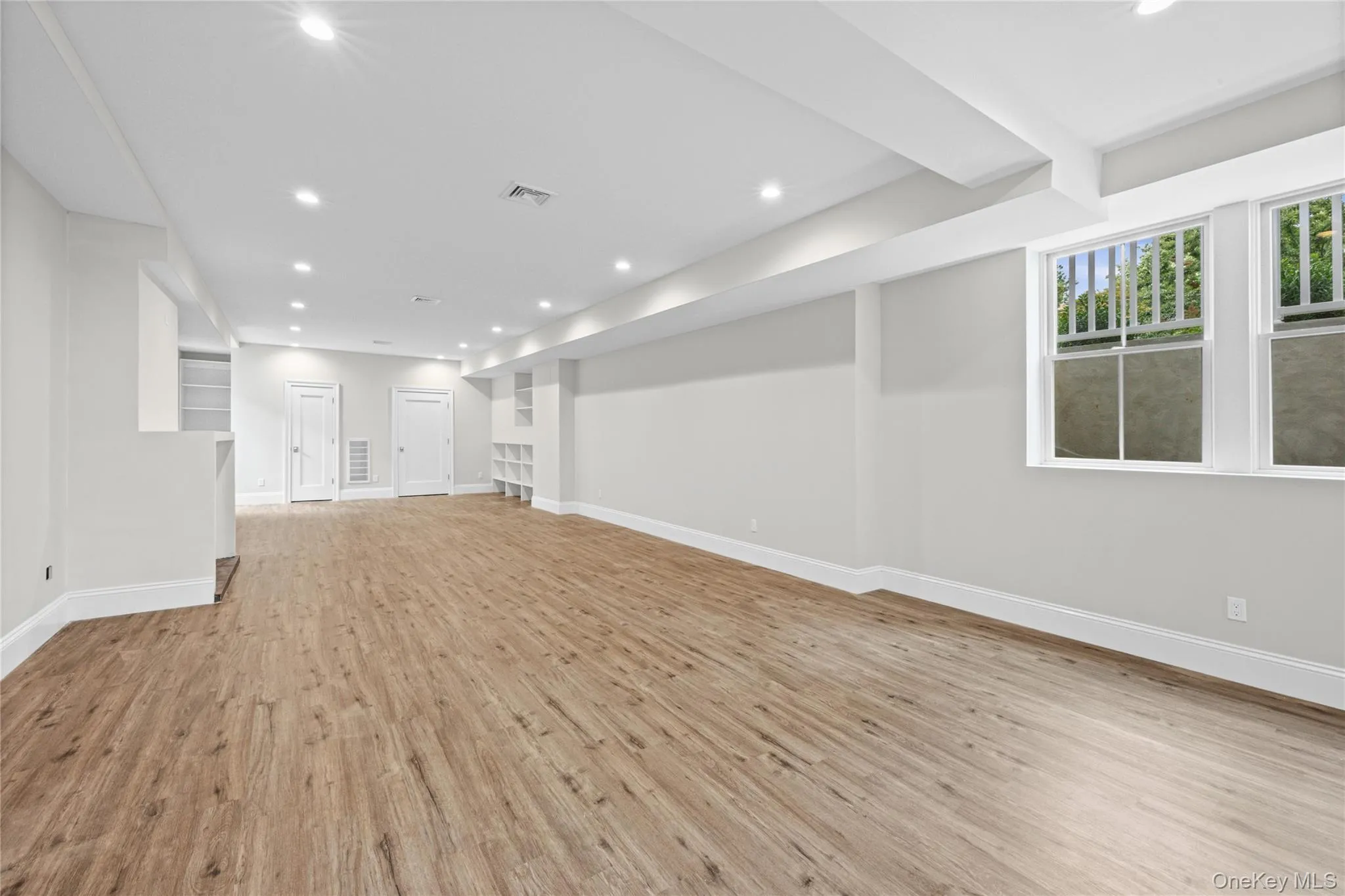 28 Alsace Place, Huntington, NY, 4 Bedrooms Bedrooms, 8 Rooms Rooms,2 BathroomsBathrooms,Residential,For Rent,Alsace,0,1032611 28 Alsace Place, Huntington, NY, 4 Bedrooms Bedrooms, 8 Rooms Rooms,2 BathroomsBathrooms,Residential,For Rent,Alsace,0,1032611