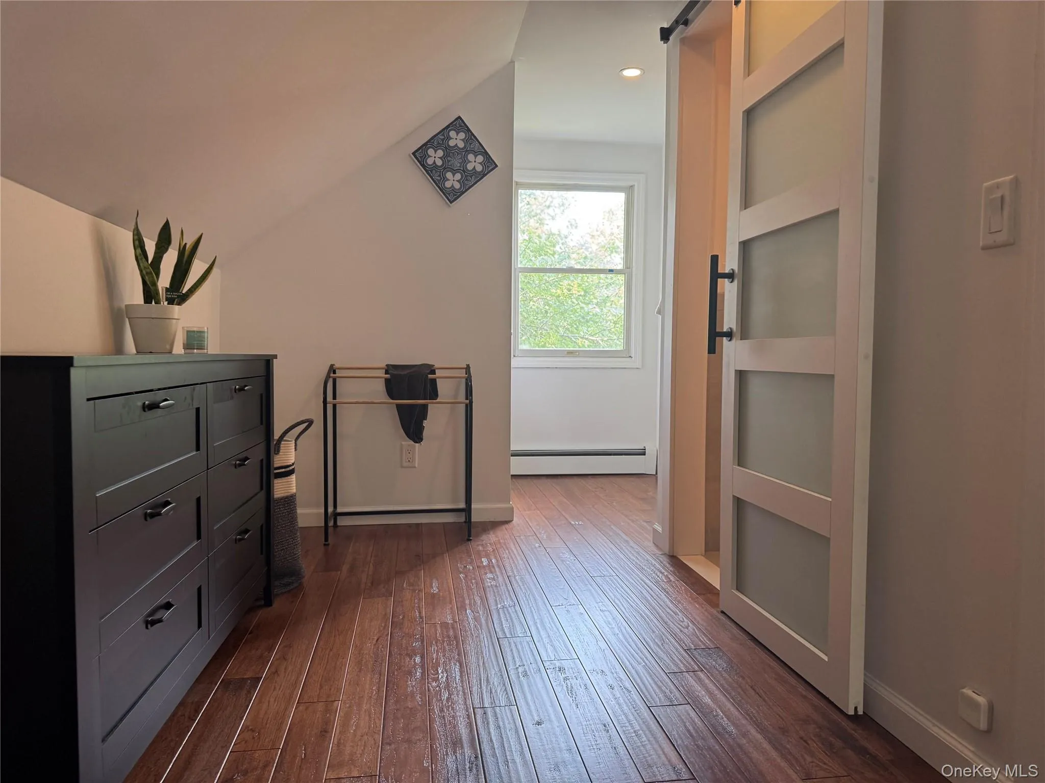 24 Miller Avenue, Brookhaven, NY, 3 Bedrooms Bedrooms, 6 Rooms Rooms,2 BathroomsBathrooms,Residential,For Rent,Miller,0,1032615 24 Miller Avenue, Brookhaven, NY, 3 Bedrooms Bedrooms, 6 Rooms Rooms,2 BathroomsBathrooms,Residential,For Rent,Miller,0,1032615