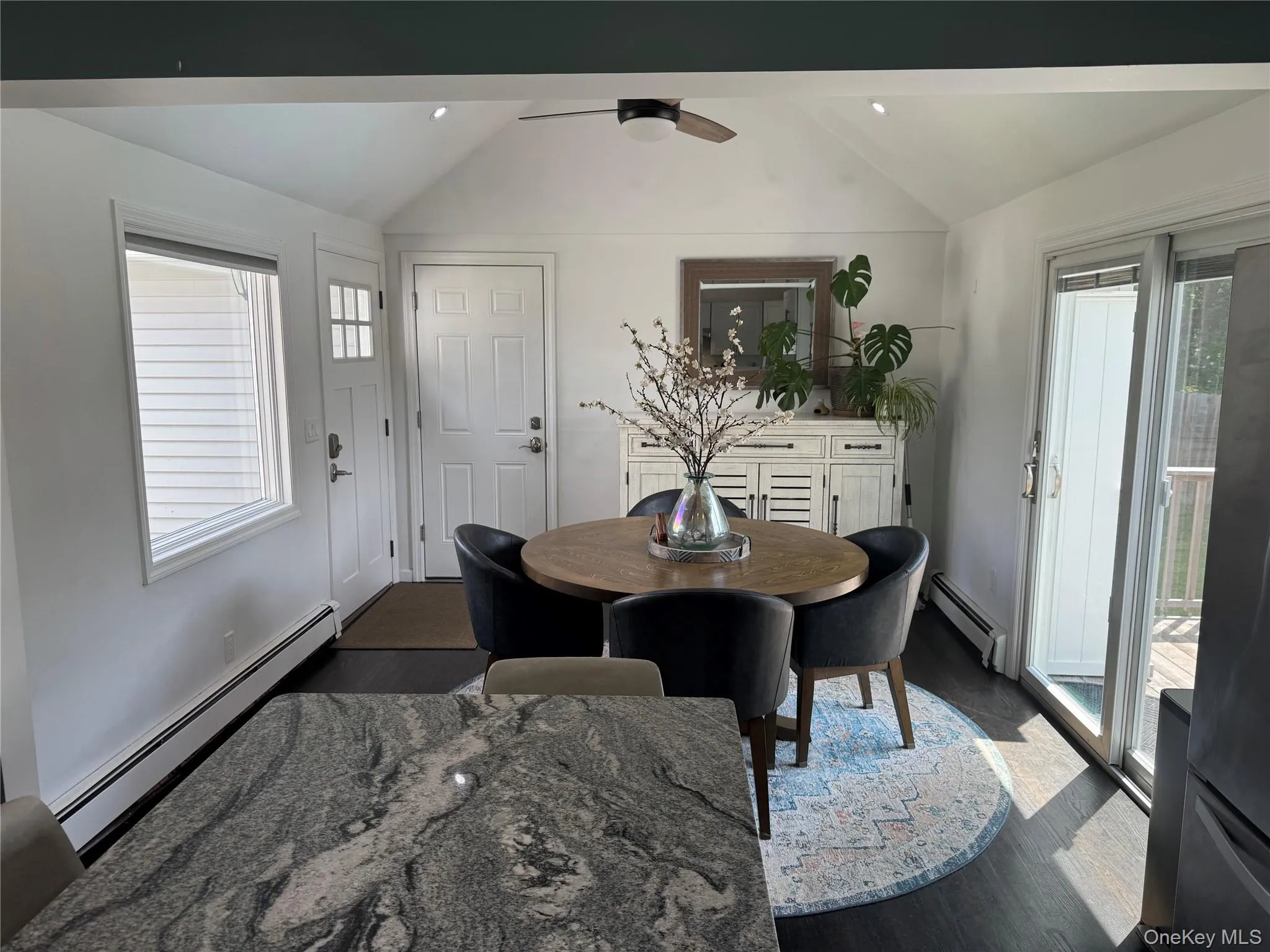 24 Miller Avenue, Brookhaven, NY, 3 Bedrooms Bedrooms, 6 Rooms Rooms,2 BathroomsBathrooms,Residential,For Rent,Miller,0,1032615 24 Miller Avenue, Brookhaven, NY, 3 Bedrooms Bedrooms, 6 Rooms Rooms,2 BathroomsBathrooms,Residential,For Rent,Miller,0,1032615