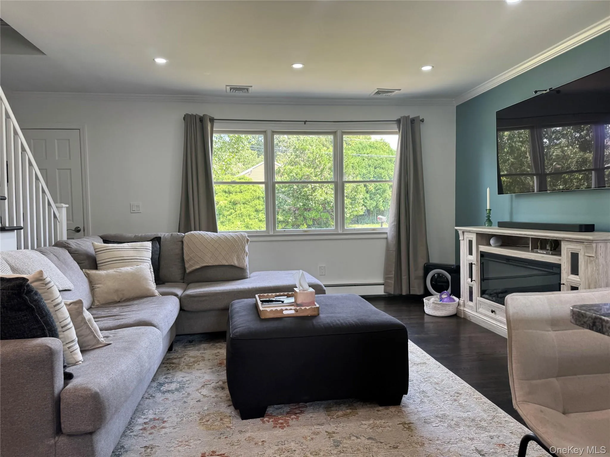 24 Miller Avenue, Brookhaven, NY, 3 Bedrooms Bedrooms, 6 Rooms Rooms,2 BathroomsBathrooms,Residential,For Rent,Miller,0,1032615 24 Miller Avenue, Brookhaven, NY, 3 Bedrooms Bedrooms, 6 Rooms Rooms,2 BathroomsBathrooms,Residential,For Rent,Miller,0,1032615