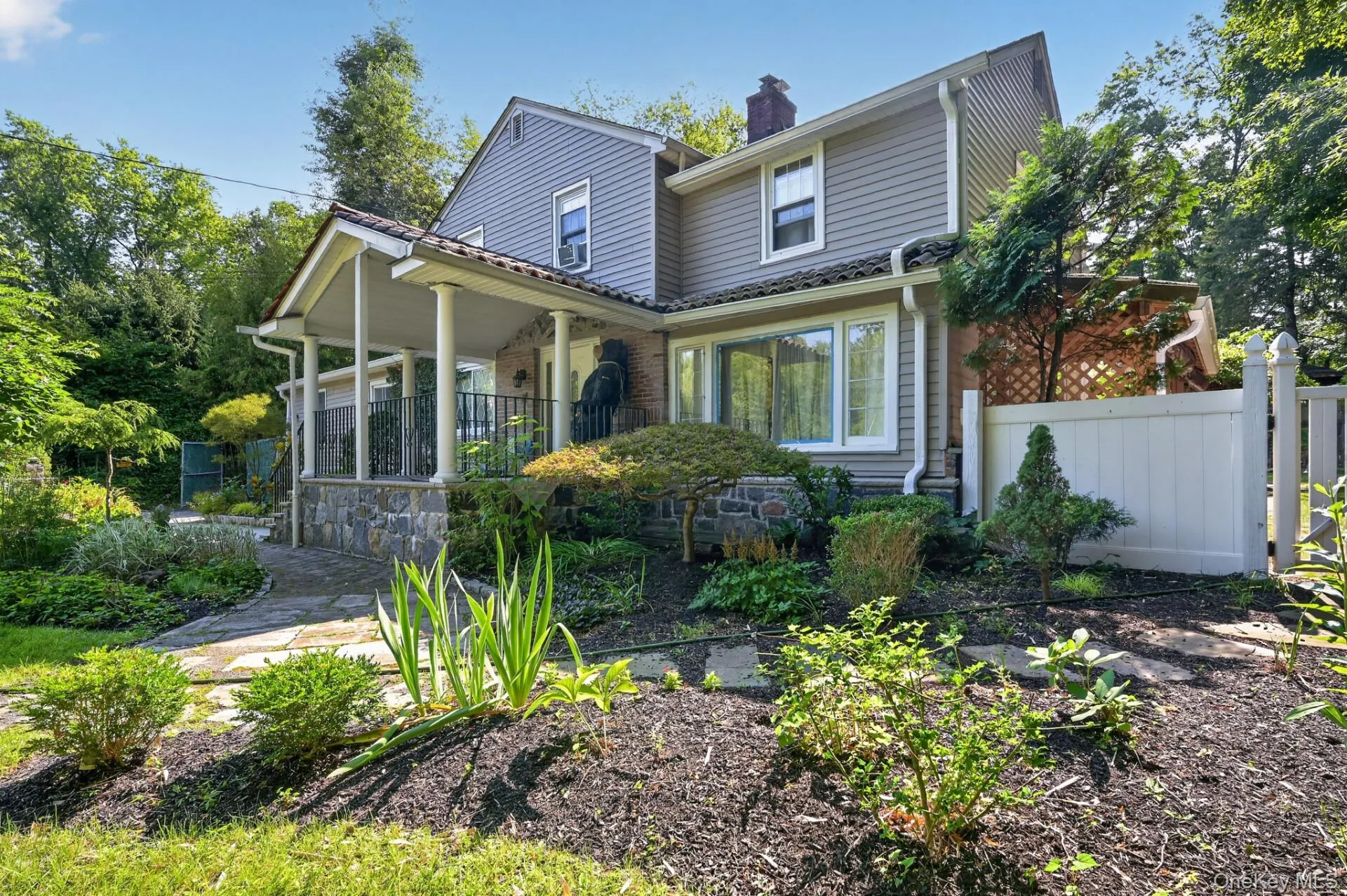 857 Western Highway, Orangetown, NY, 5 Bedrooms Bedrooms, 7 Rooms Rooms,4 BathroomsBathrooms,Residential,For Rent,Western,0,1032617 857 Western Highway, Orangetown, NY, 5 Bedrooms Bedrooms, 7 Rooms Rooms,4 BathroomsBathrooms,Residential,For Rent,Western,0,1032617