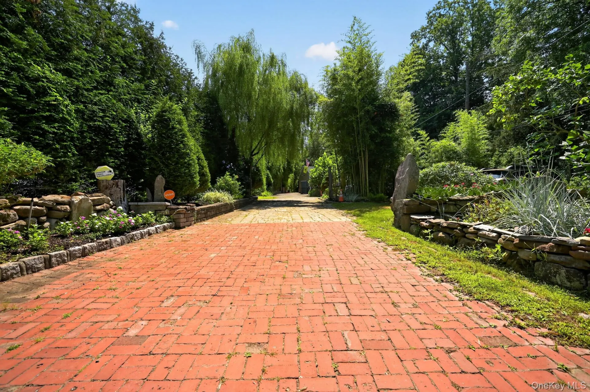 857 Western Highway, Orangetown, NY, 5 Bedrooms Bedrooms, 7 Rooms Rooms,4 BathroomsBathrooms,Residential,For Rent,Western,0,1032617 857 Western Highway, Orangetown, NY, 5 Bedrooms Bedrooms, 7 Rooms Rooms,4 BathroomsBathrooms,Residential,For Rent,Western,0,1032617